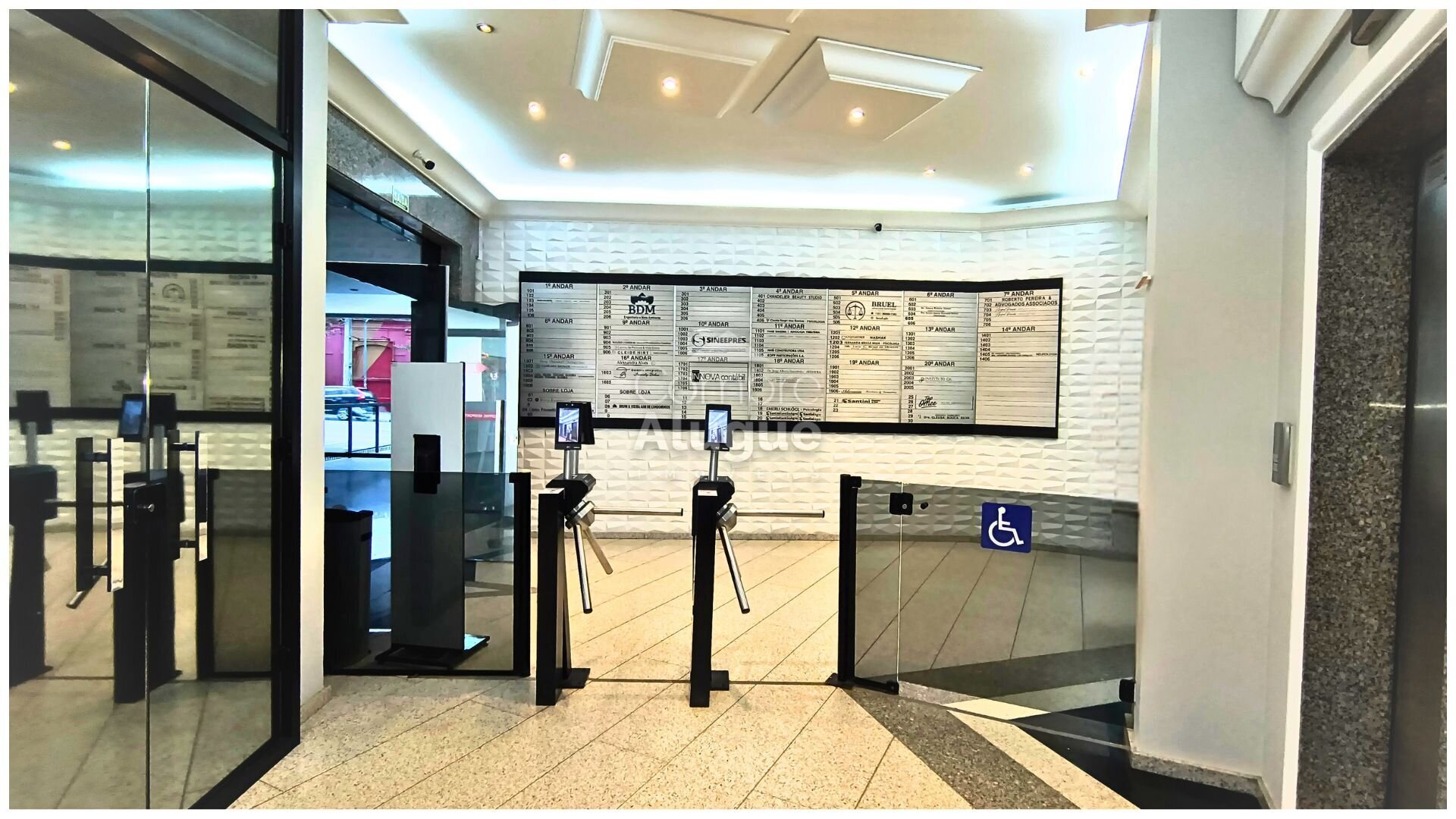Sala/Conjunto Comercial à venda em Centro, Curitiba — Portal Chave Fácil