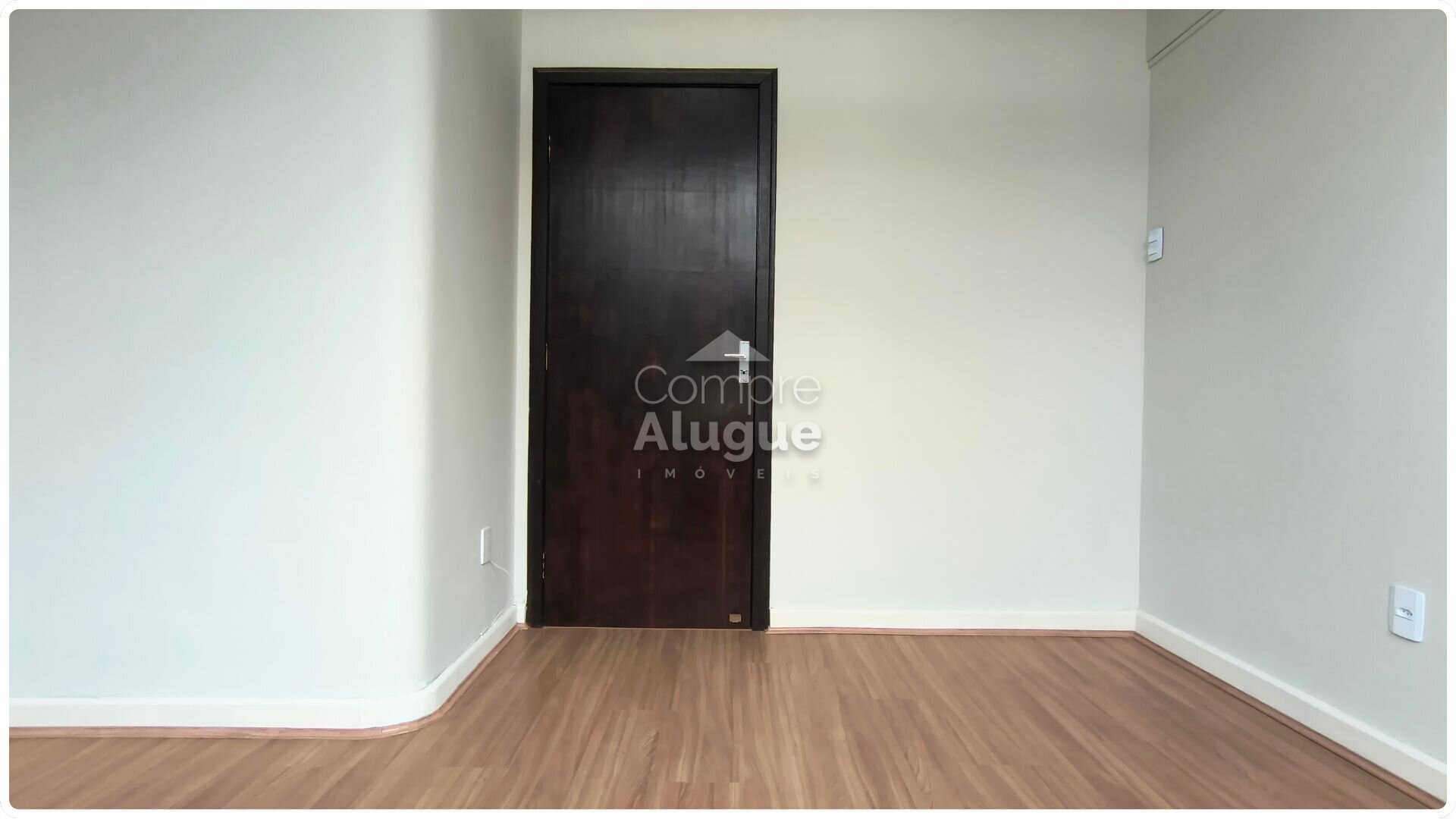Sala/Conjunto Comercial à venda em Centro, Curitiba — Portal Chave Fácil