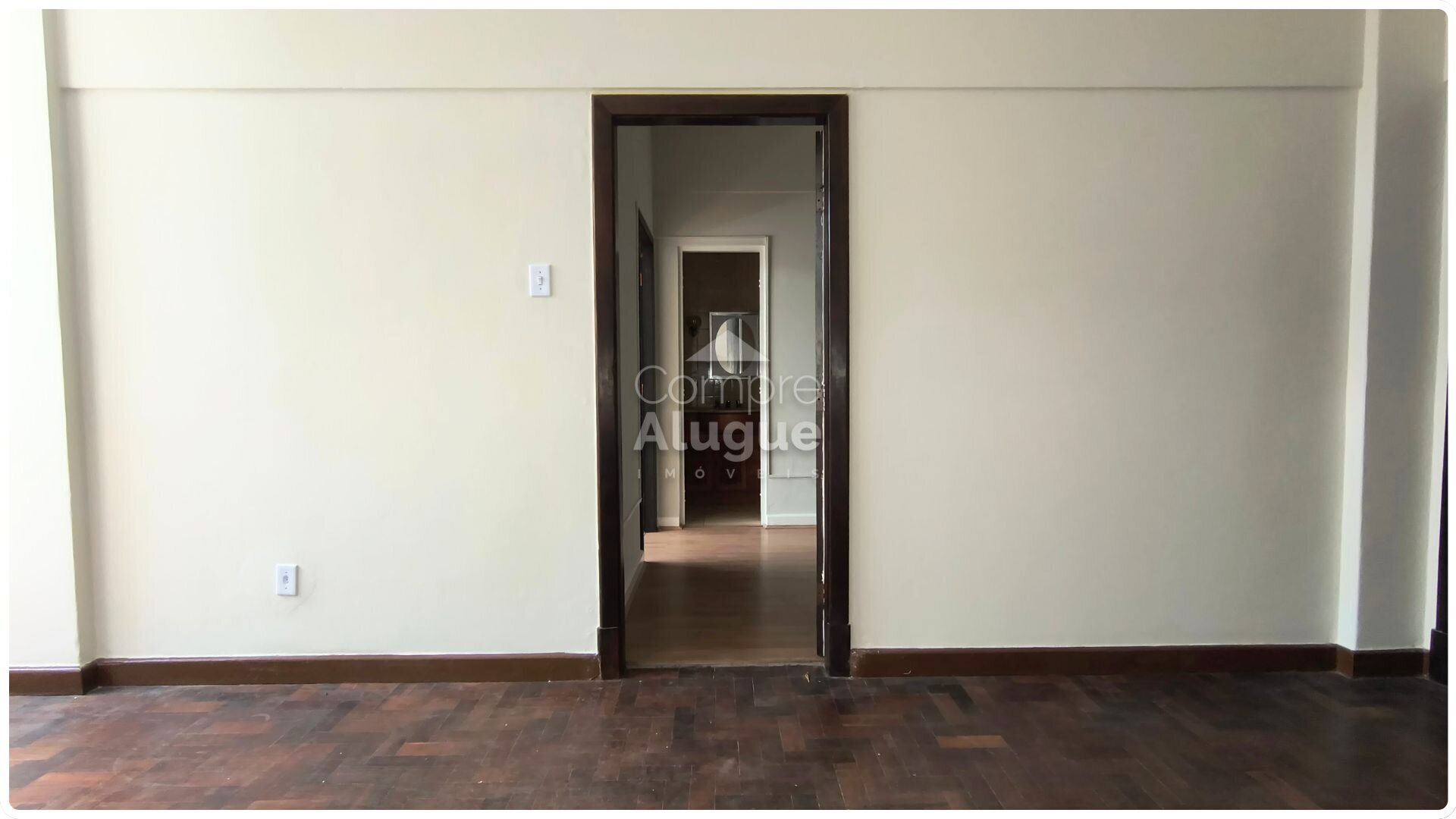 Sala/Conjunto Comercial à venda em Centro, Curitiba — Portal Chave Fácil