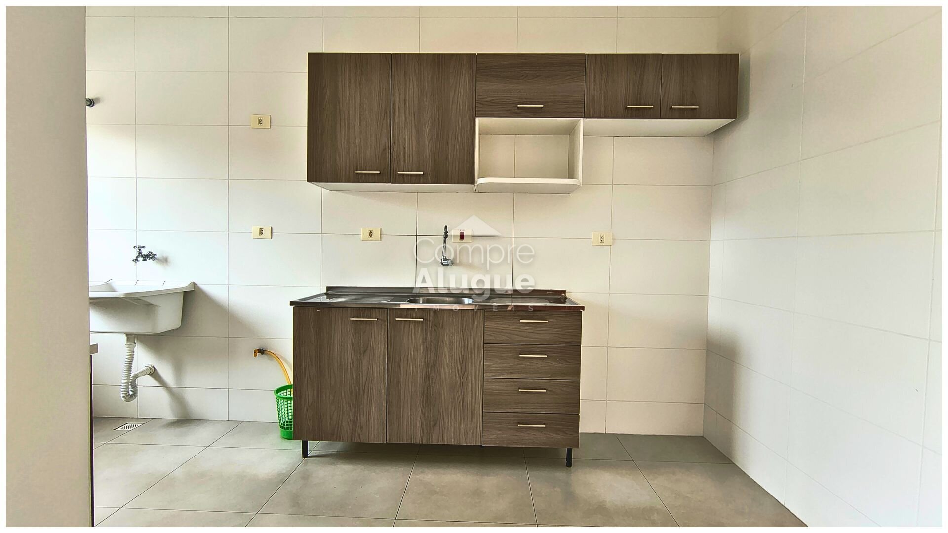 Apartamento para alugar em Bom Jesus, São José dos Pinhais — Casa ao Lado - A sua imobiliária em Curitiba