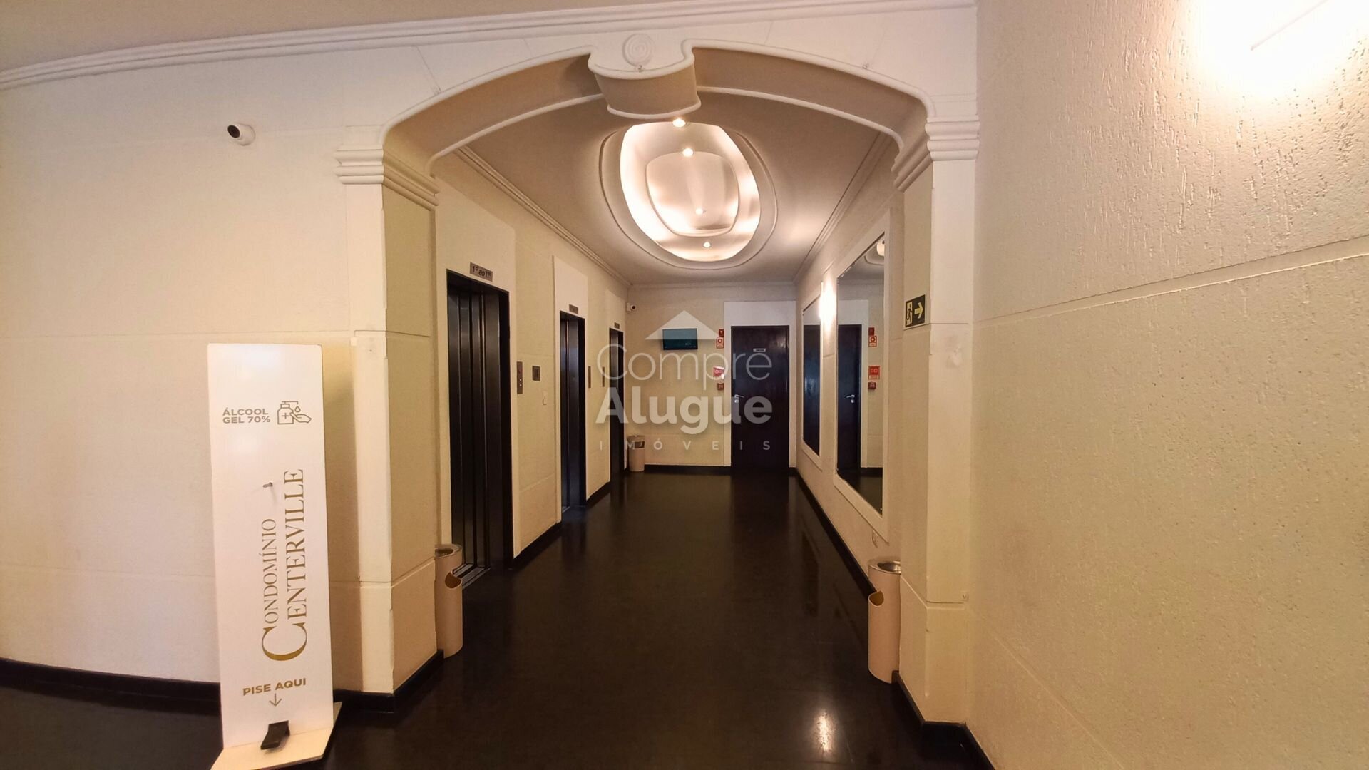 Sala/Conjunto Comercial para alugar em Centro, Curitiba — Portal Chave Fácil