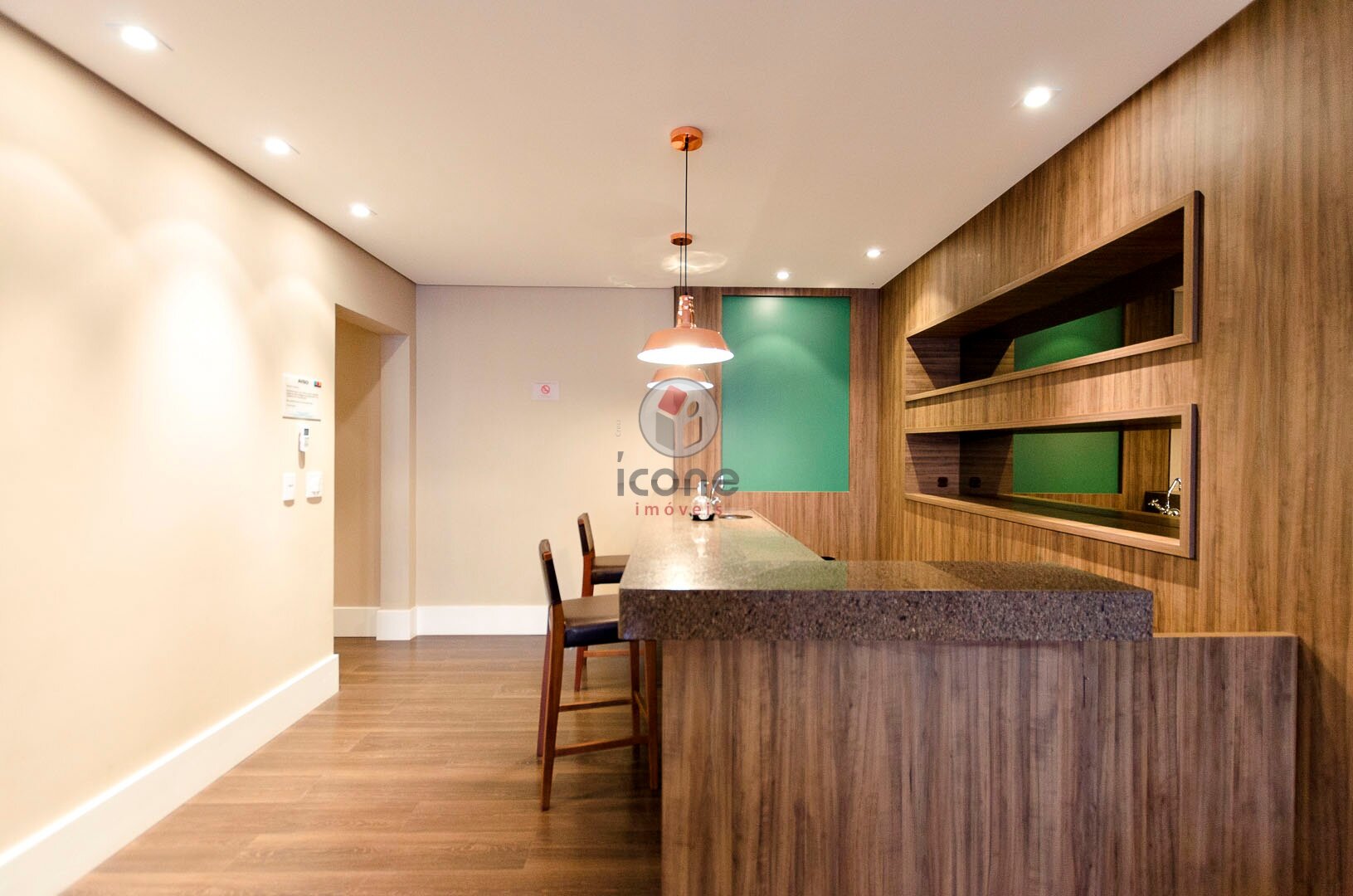 Sala/Conjunto Comercial à venda em Centro, Curitiba — TESTE 12342