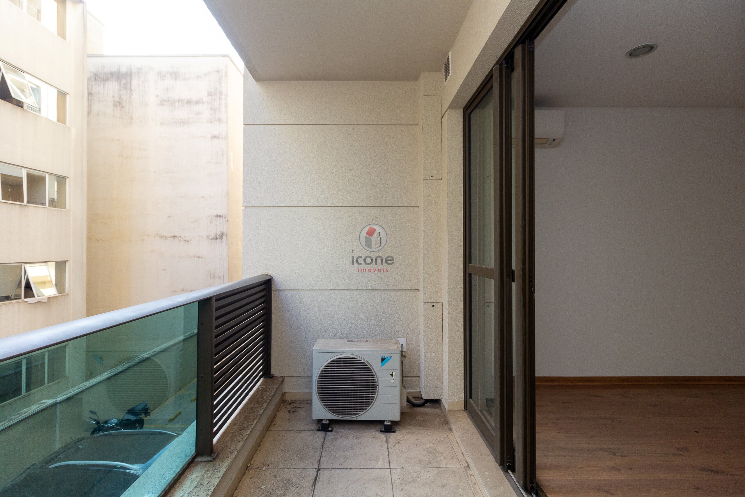 Sala/Conjunto Comercial à venda em Centro, Curitiba — TESTE 12342