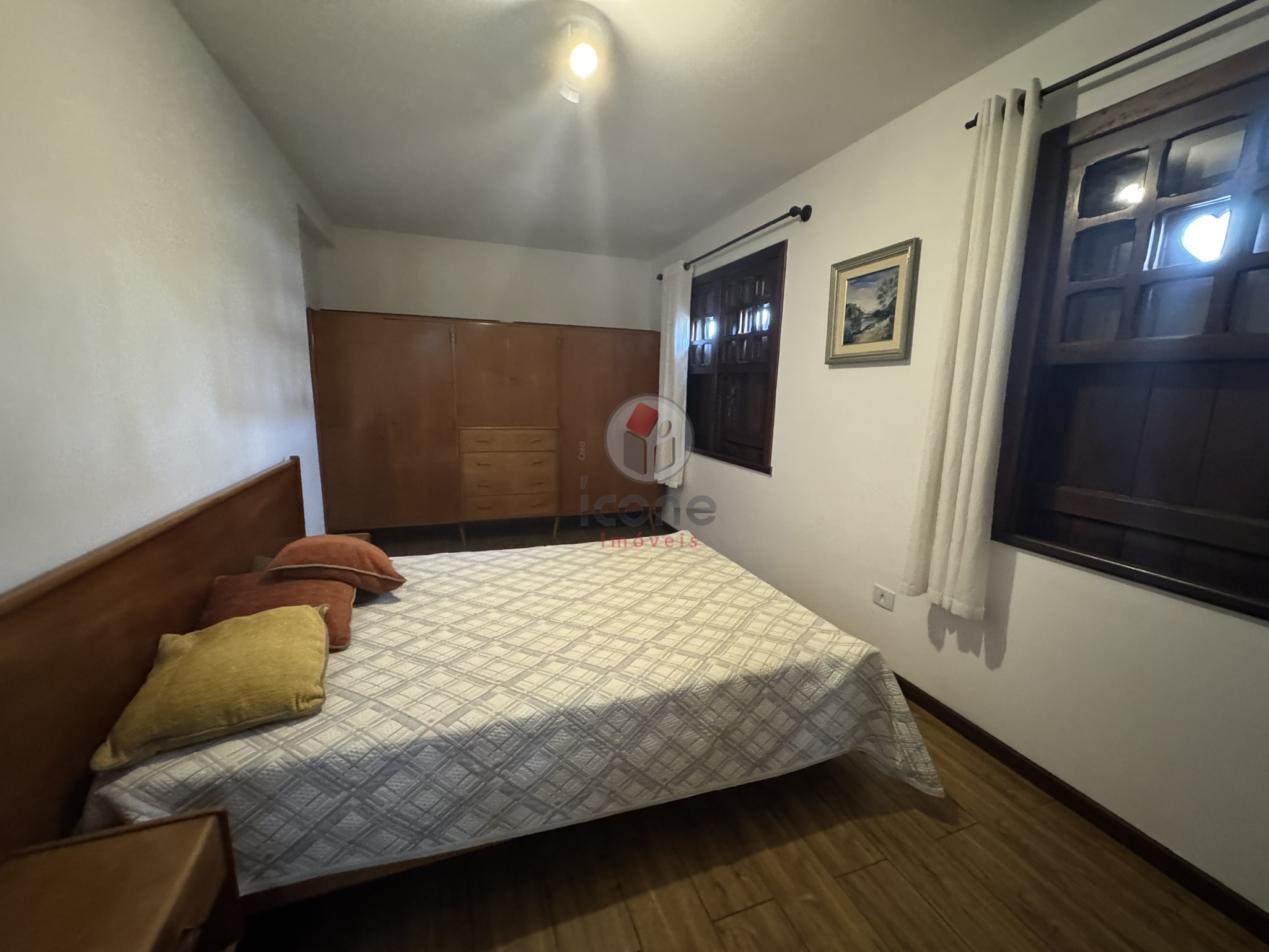 Casa para alugar em Água Verde, Curitiba — Construa Assessoria Imobiliária