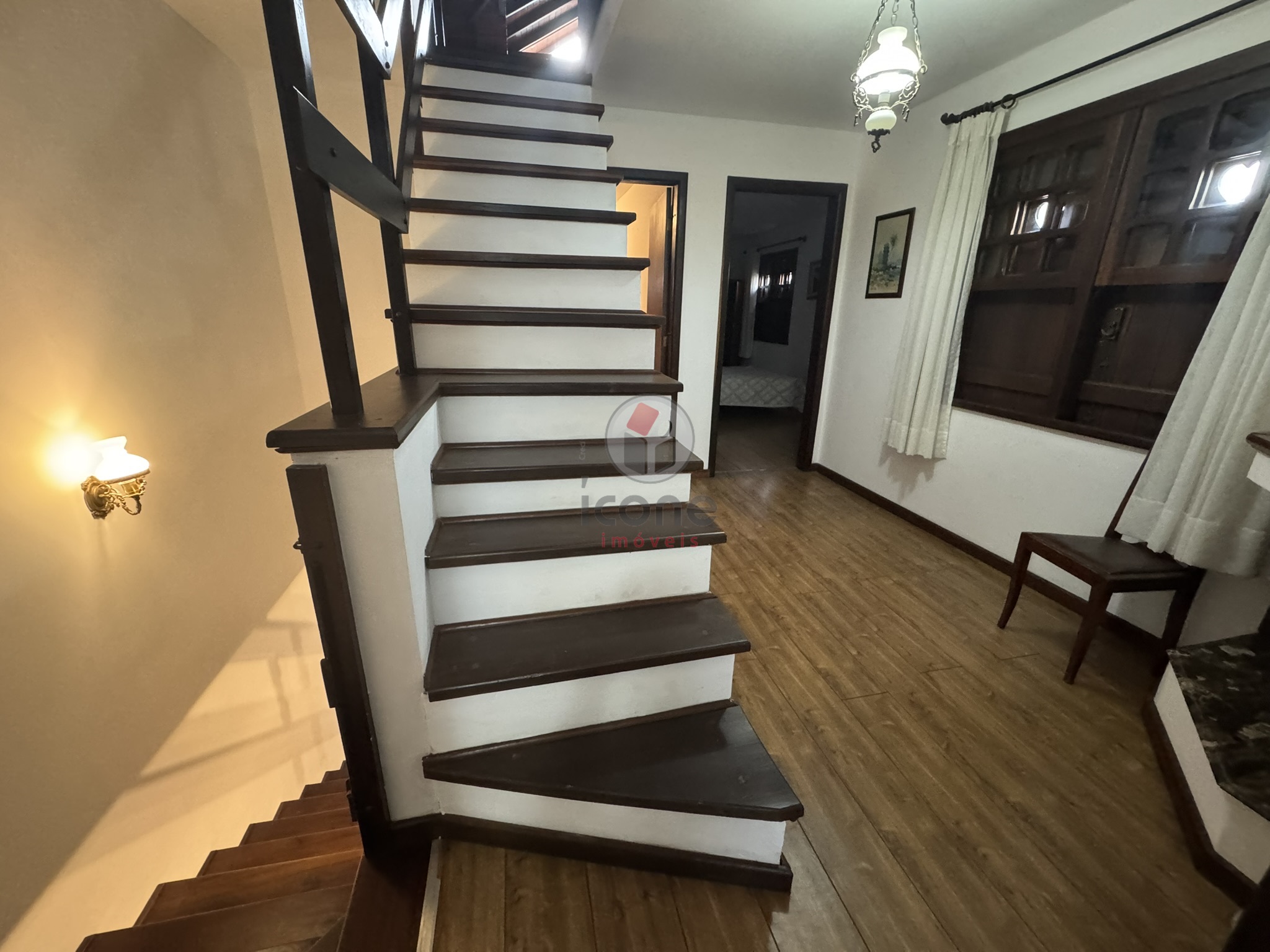 Casa para alugar em Água Verde, Curitiba — Construa Assessoria Imobiliária