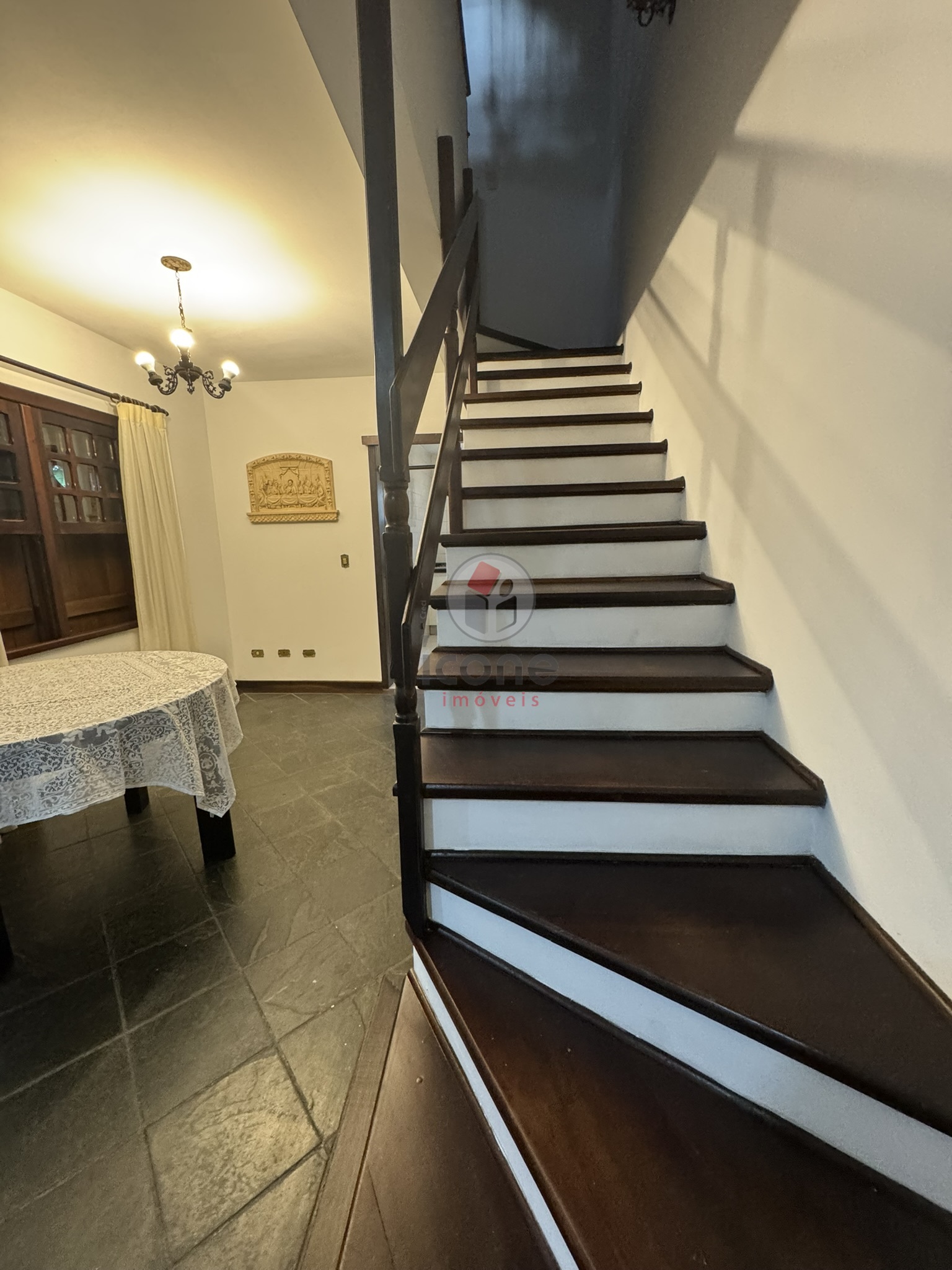 Casa para alugar em Água Verde, Curitiba — Construa Assessoria Imobiliária