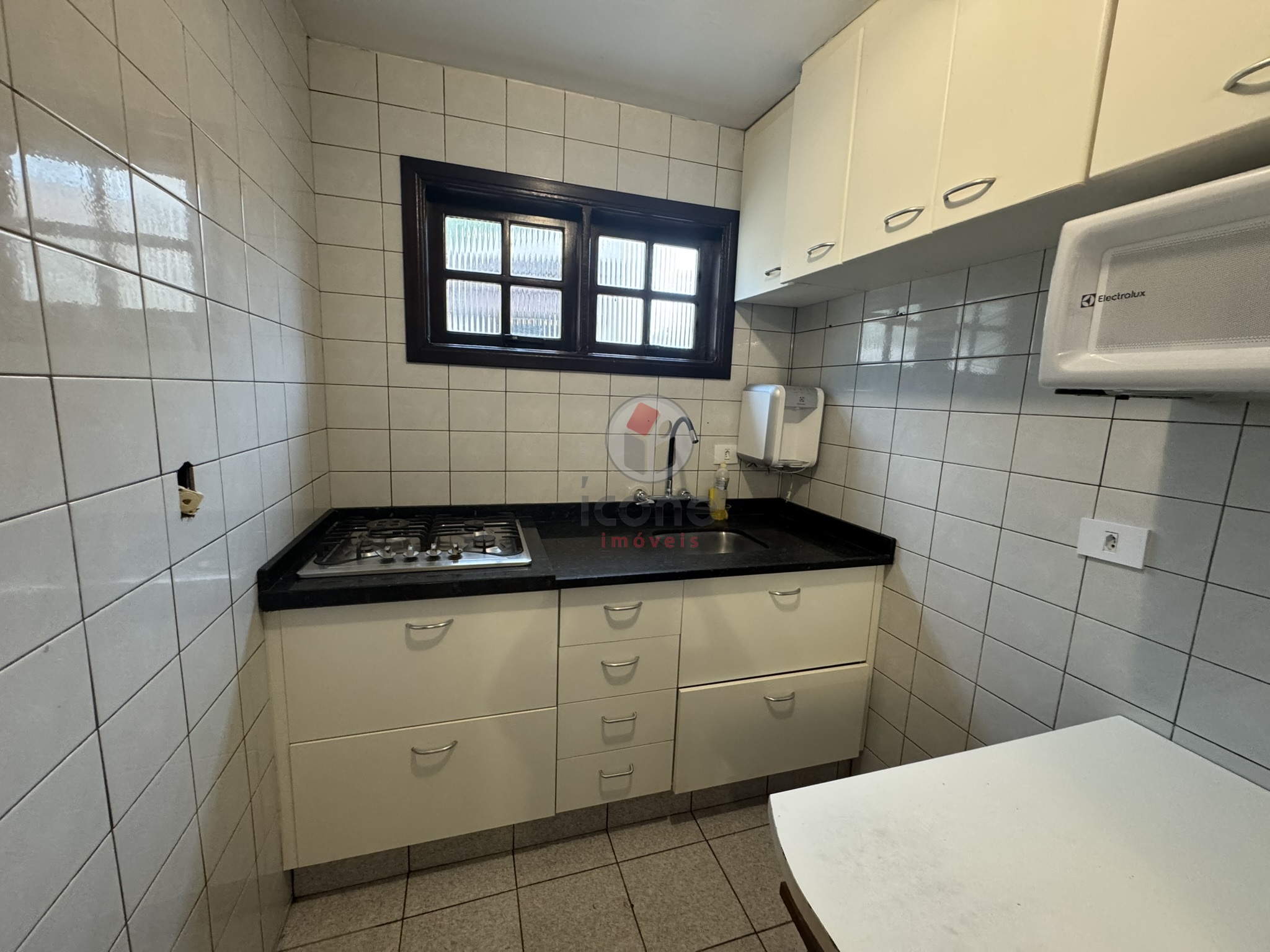 Casa para alugar em Água Verde, Curitiba — Construa Assessoria Imobiliária
