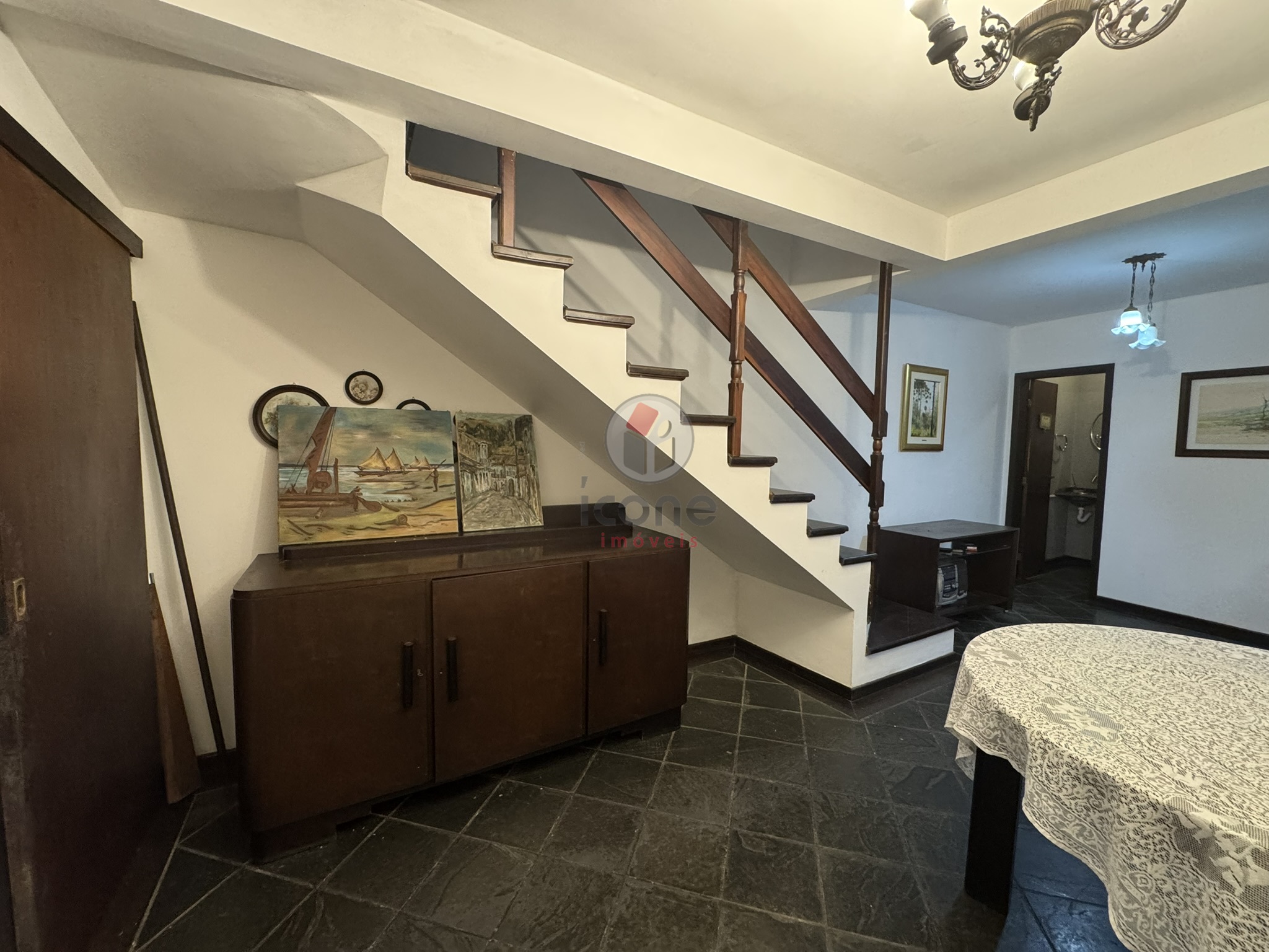 Casa para alugar em Água Verde, Curitiba — Construa Assessoria Imobiliária