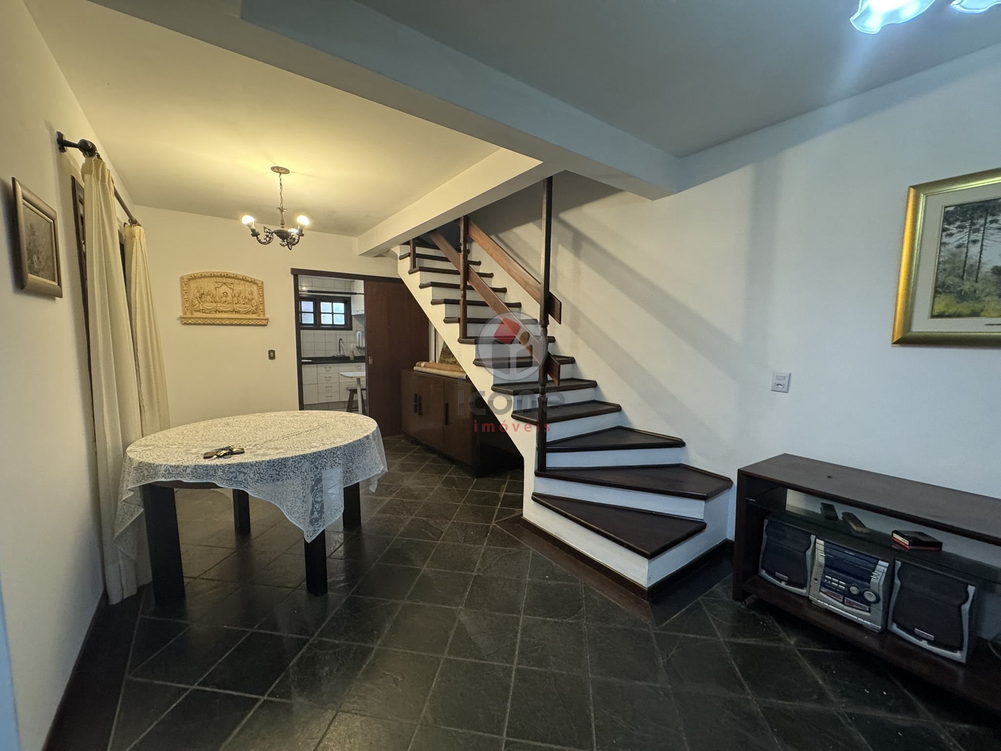 Casa para alugar em Água Verde, Curitiba — Construa Assessoria Imobiliária