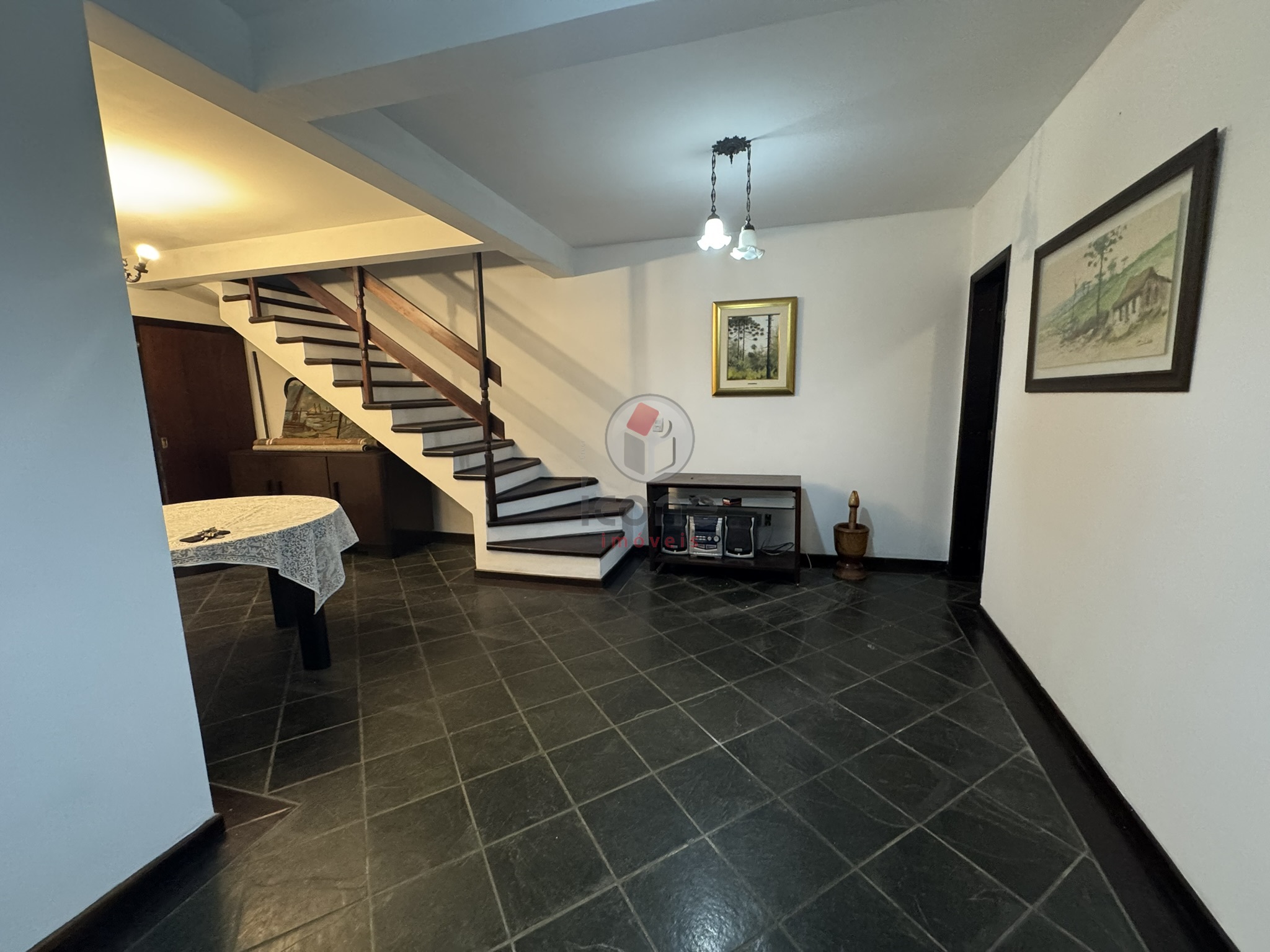 Casa para alugar em Água Verde, Curitiba — Construa Assessoria Imobiliária