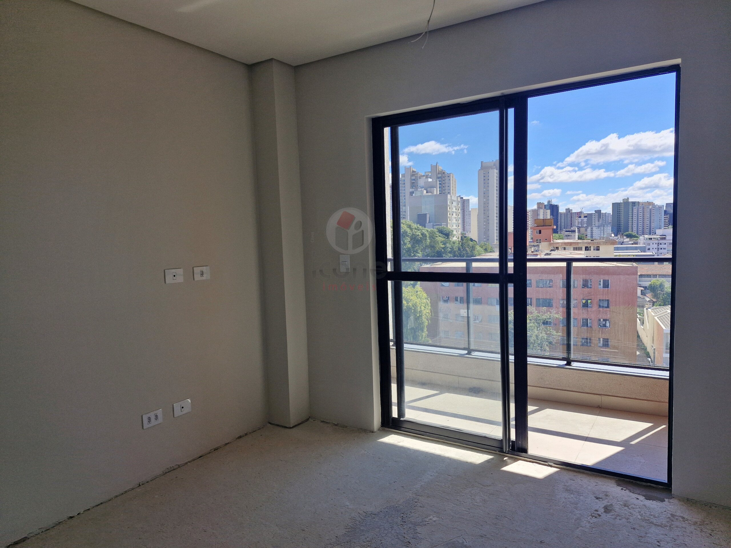 Apartamento à venda e para alugar em Portão, Curitiba — Imóveis em Curitiba - Jamaica Imóveis