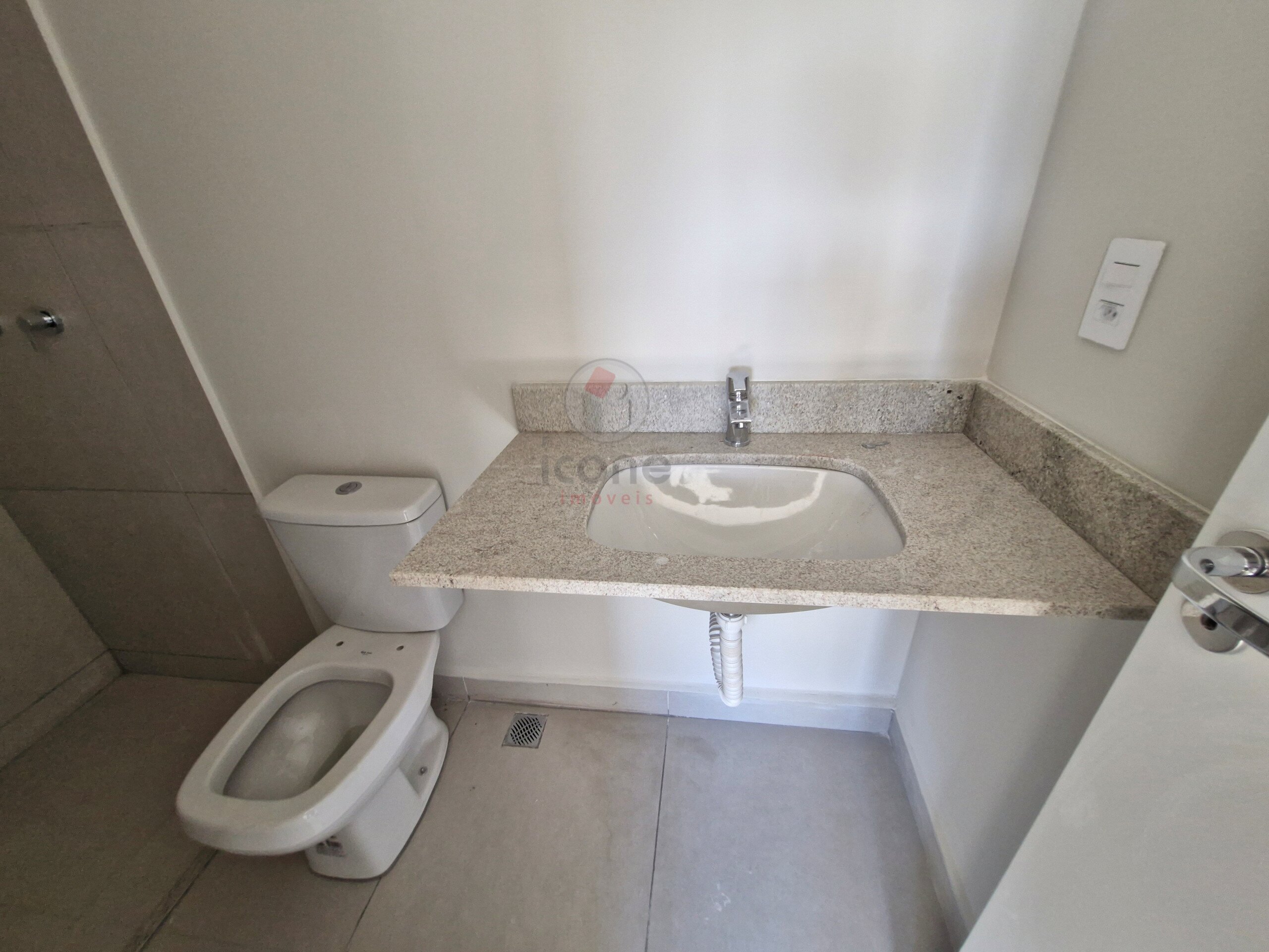 Apartamento à venda e para alugar em Portão, Curitiba — Imóveis em Curitiba - Jamaica Imóveis