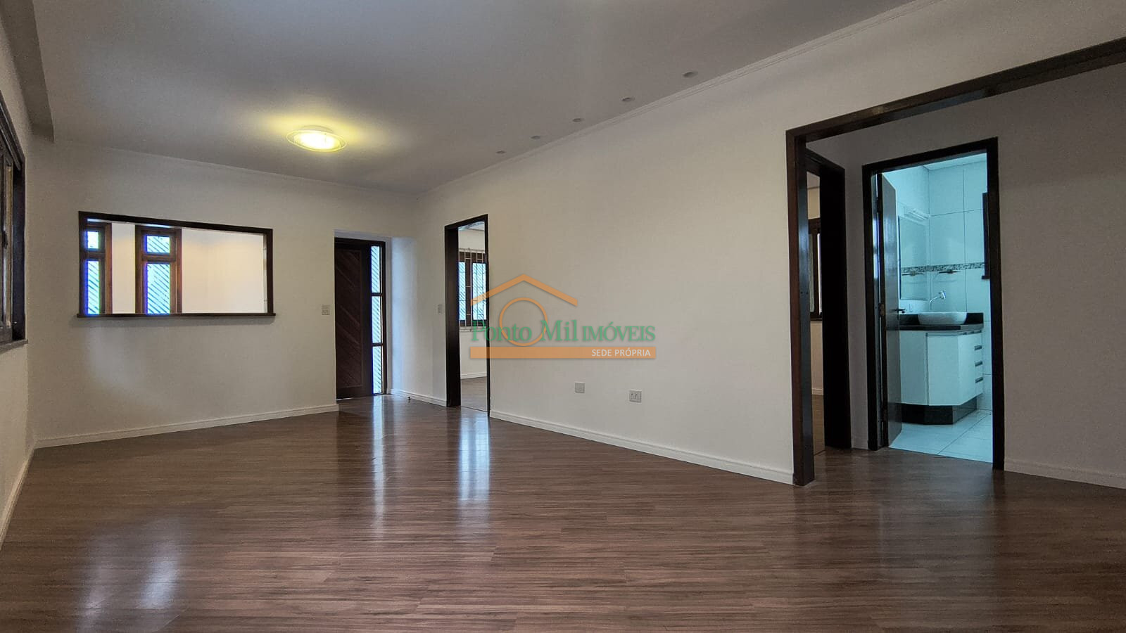 Casa comercial para alugar em Santa Felicidade, Curitiba — Portal Chave Fácil