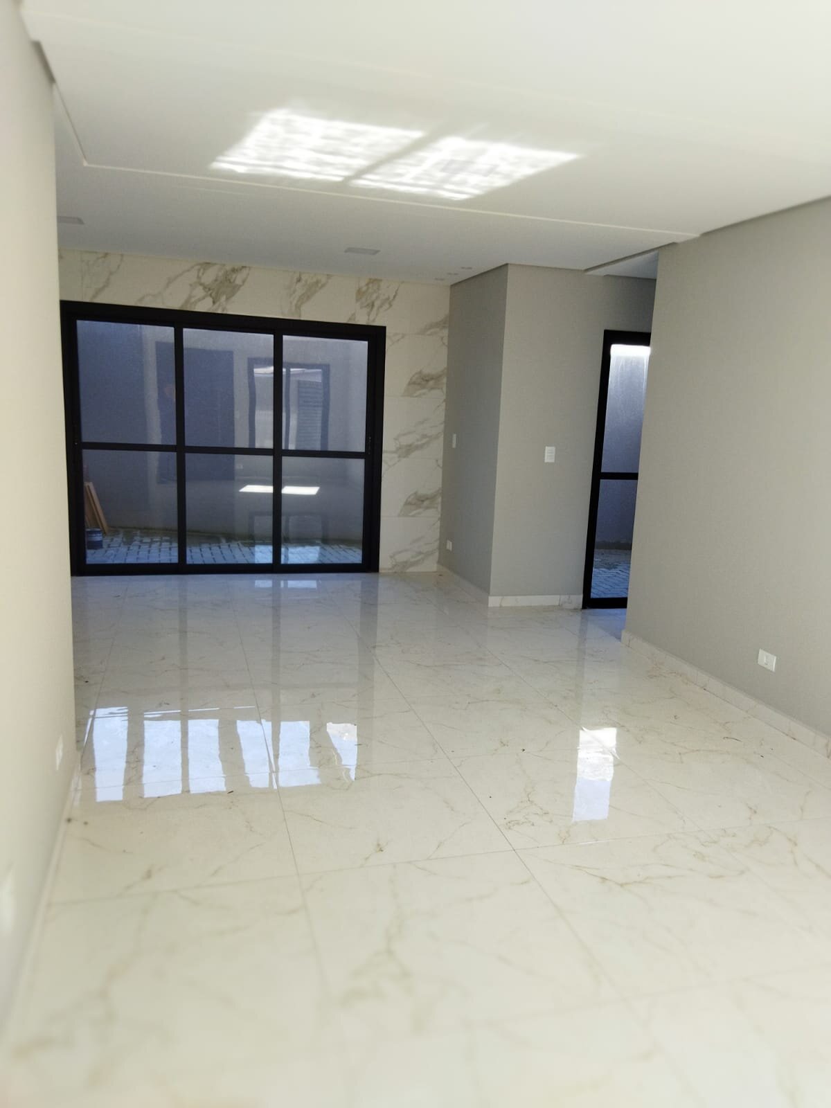 Sobrado à venda em Alto Tarumã, Pinhais — Portal Chave Fácil