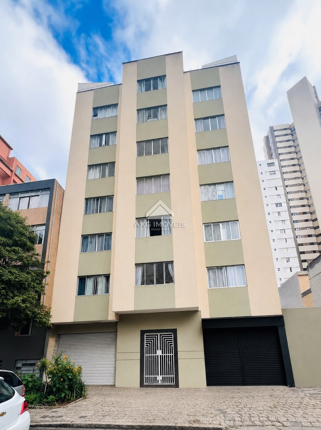 Apartamento à venda em Centro, Curitiba — Portal Chave Fácil