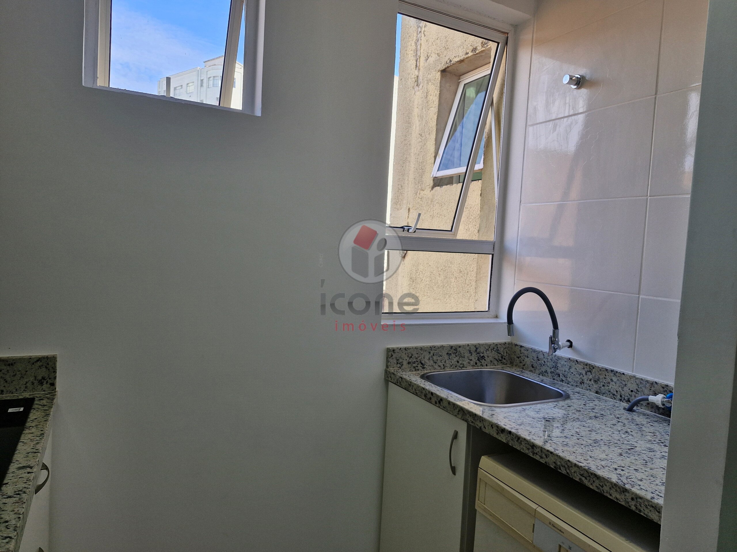 Apartamento para alugar em Centro, Curitiba — Portal Chave Fácil