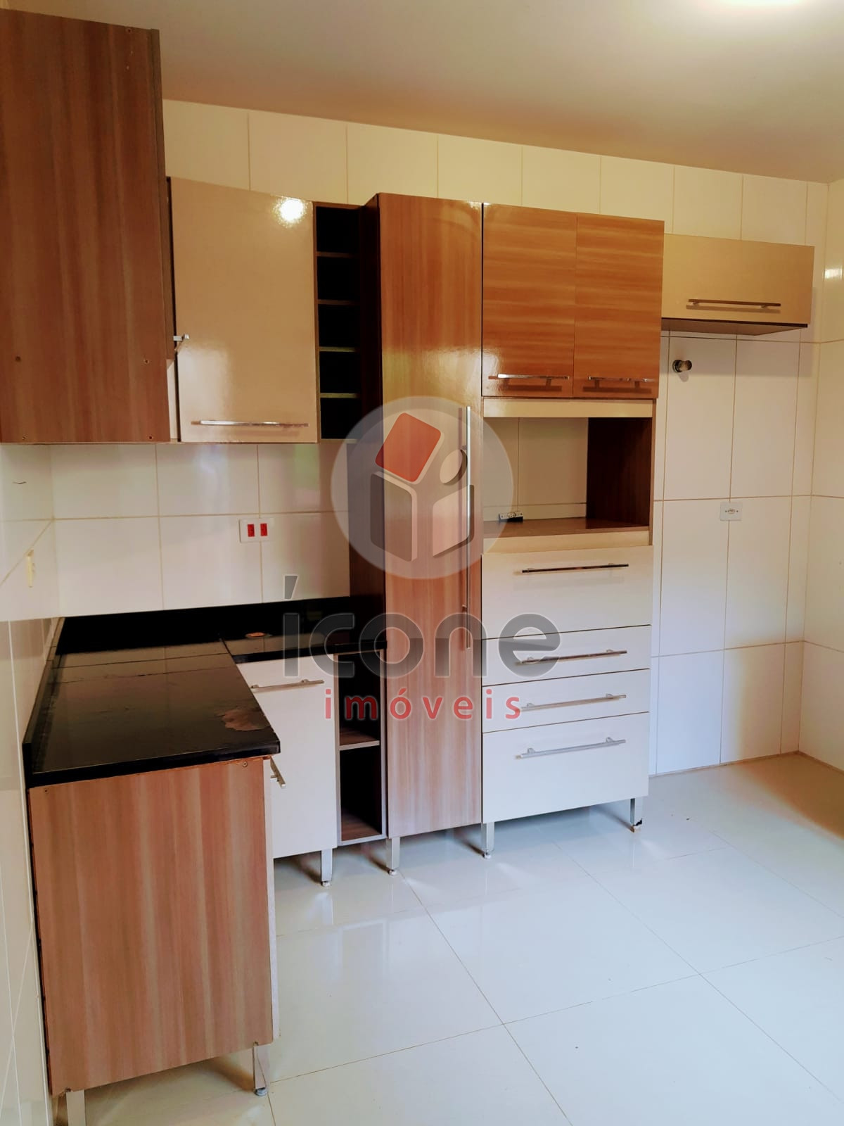 Casa para alugar em Tingui, Curitiba — Portal Chave Fácil