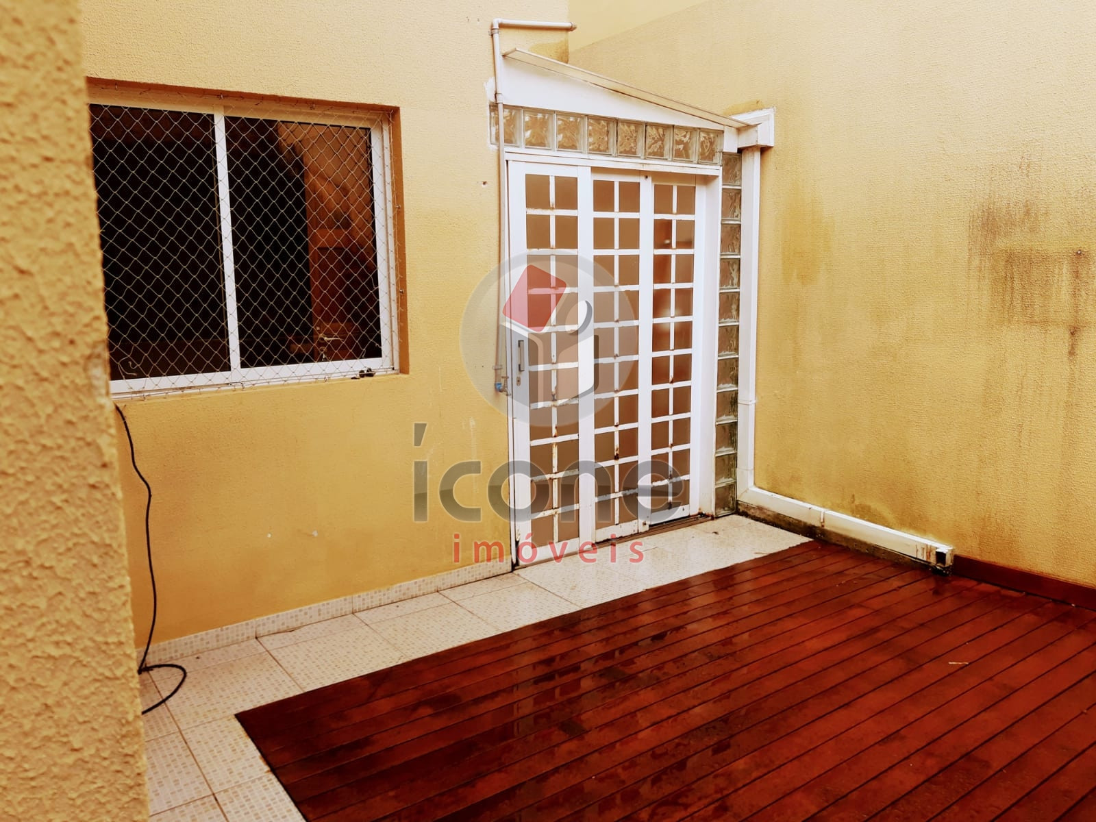 Casa para alugar em Tingui, Curitiba — Portal Chave Fácil
