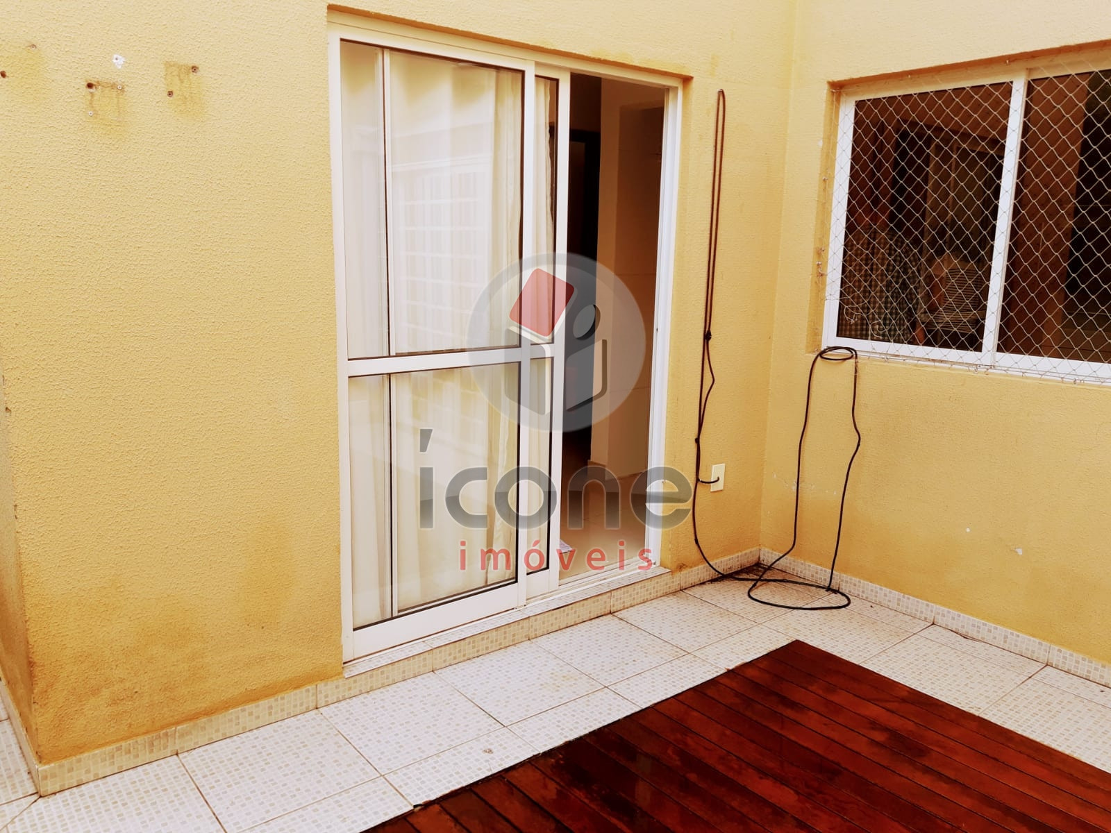 Casa para alugar em Tingui, Curitiba — Portal Chave Fácil