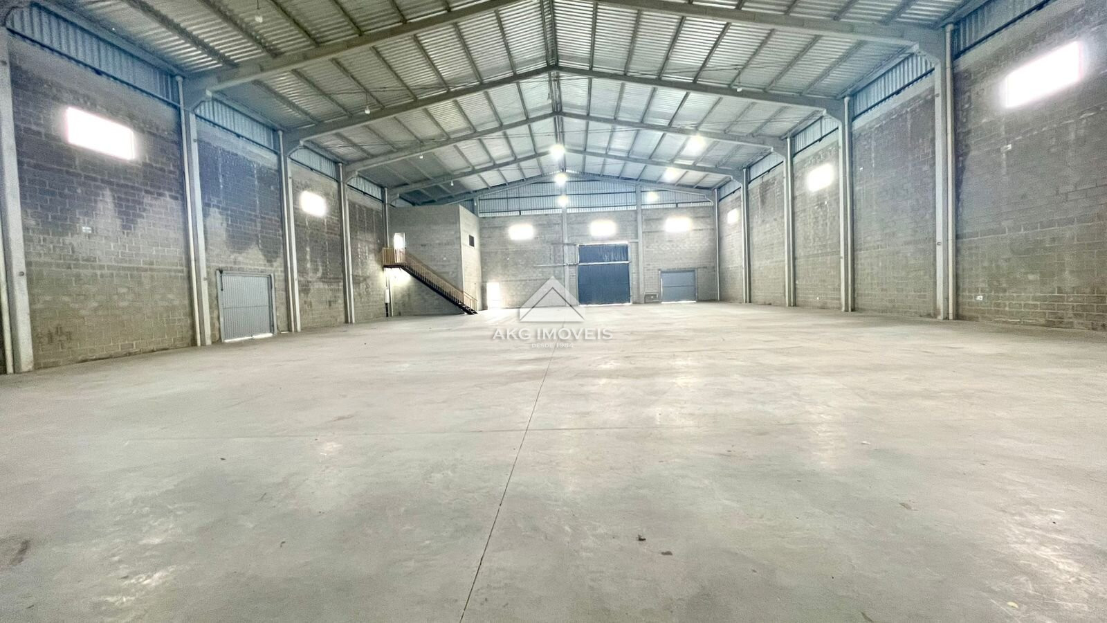 Barracão/Galpão para alugar em Eucaliptos, Fazenda Rio Grande — Portal Chave Fácil