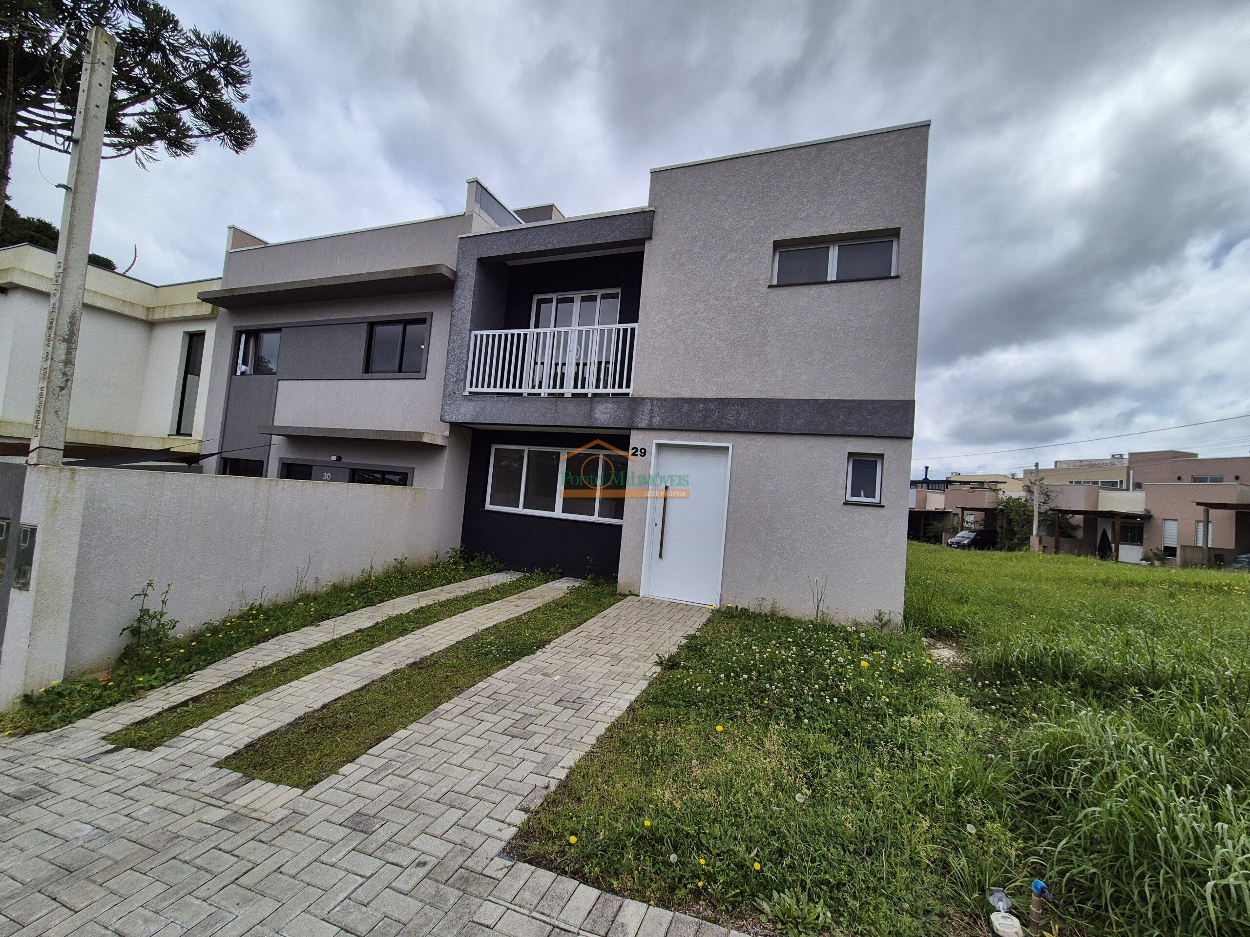 Comercial à venda em Abranches, Curitiba — GOMES CONSULTOR IMOBILIARIO LTDA.