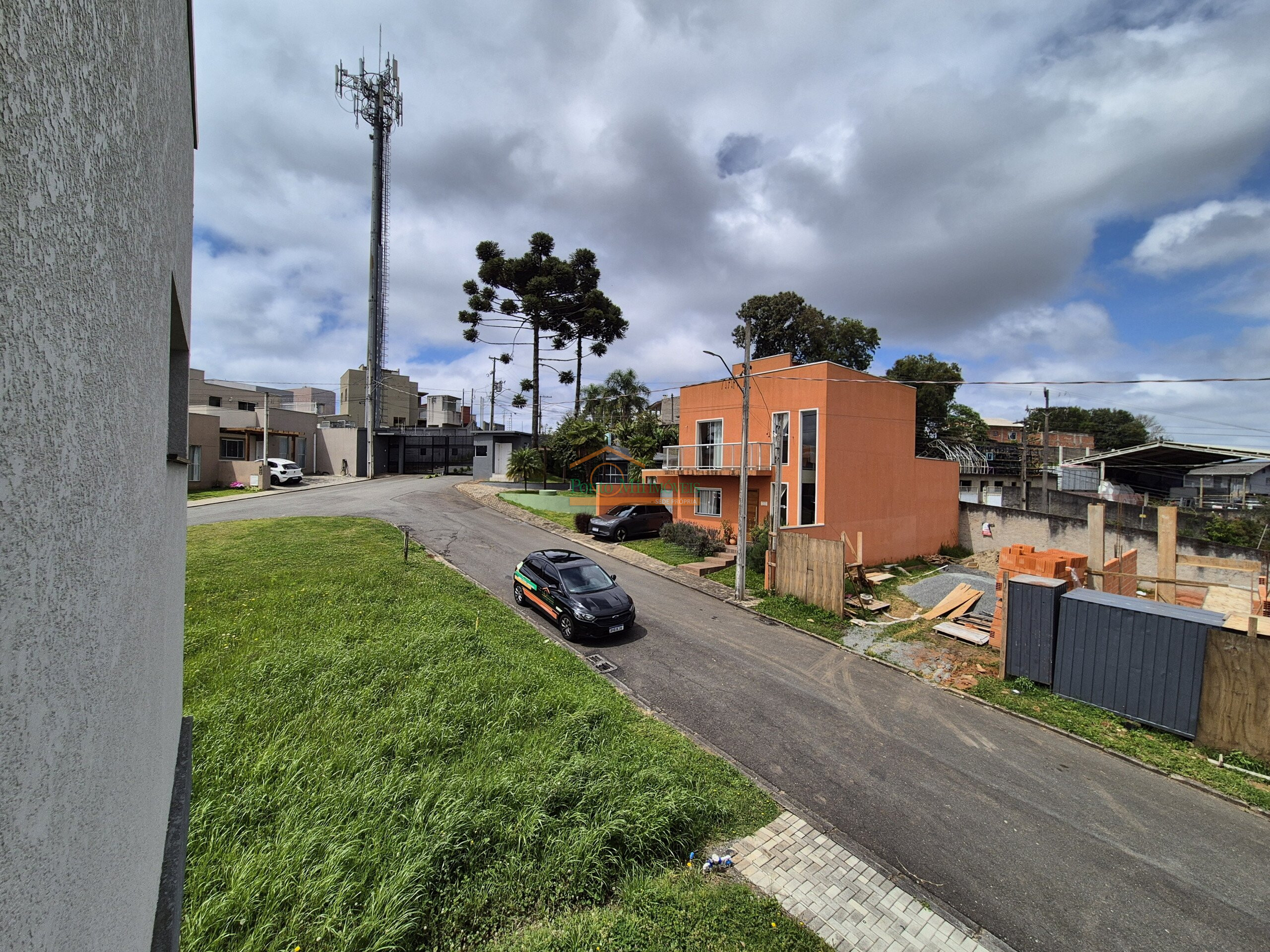 Comercial à venda em Abranches, Curitiba — GOMES CONSULTOR IMOBILIARIO LTDA.