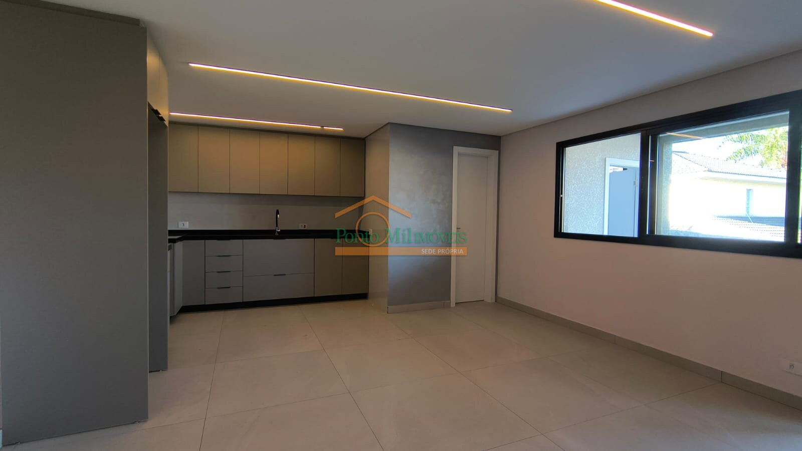 Casa comercial para alugar em Santa Felicidade, Curitiba — Portal Chave Fácil