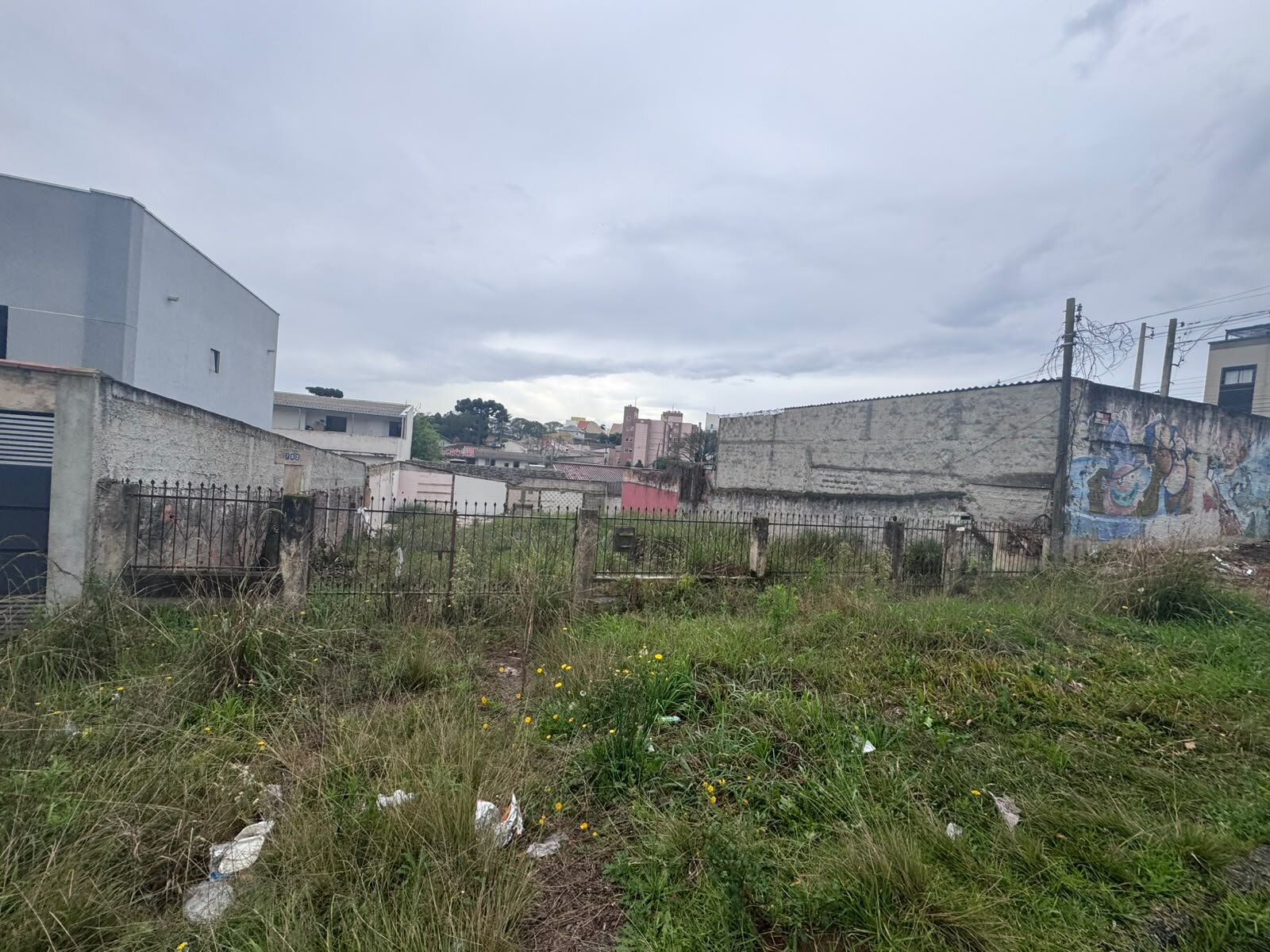 Terreno à venda em Portão, Curitiba — Portal Chave Fácil
