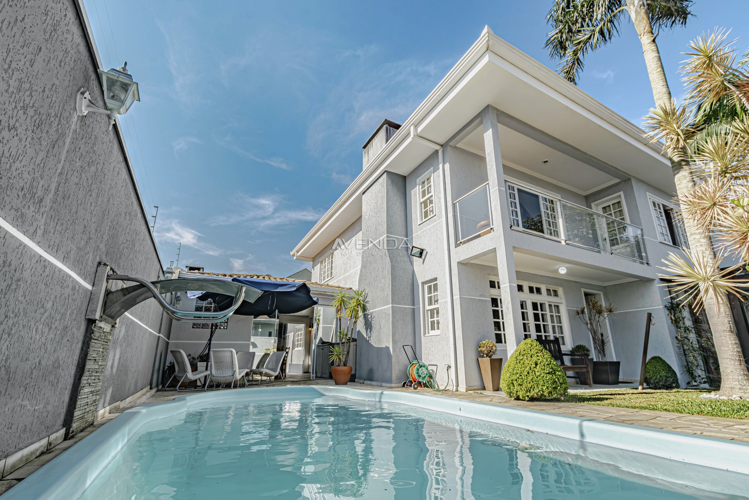 Casa, 4 quartos, 248 m² - Foto 1