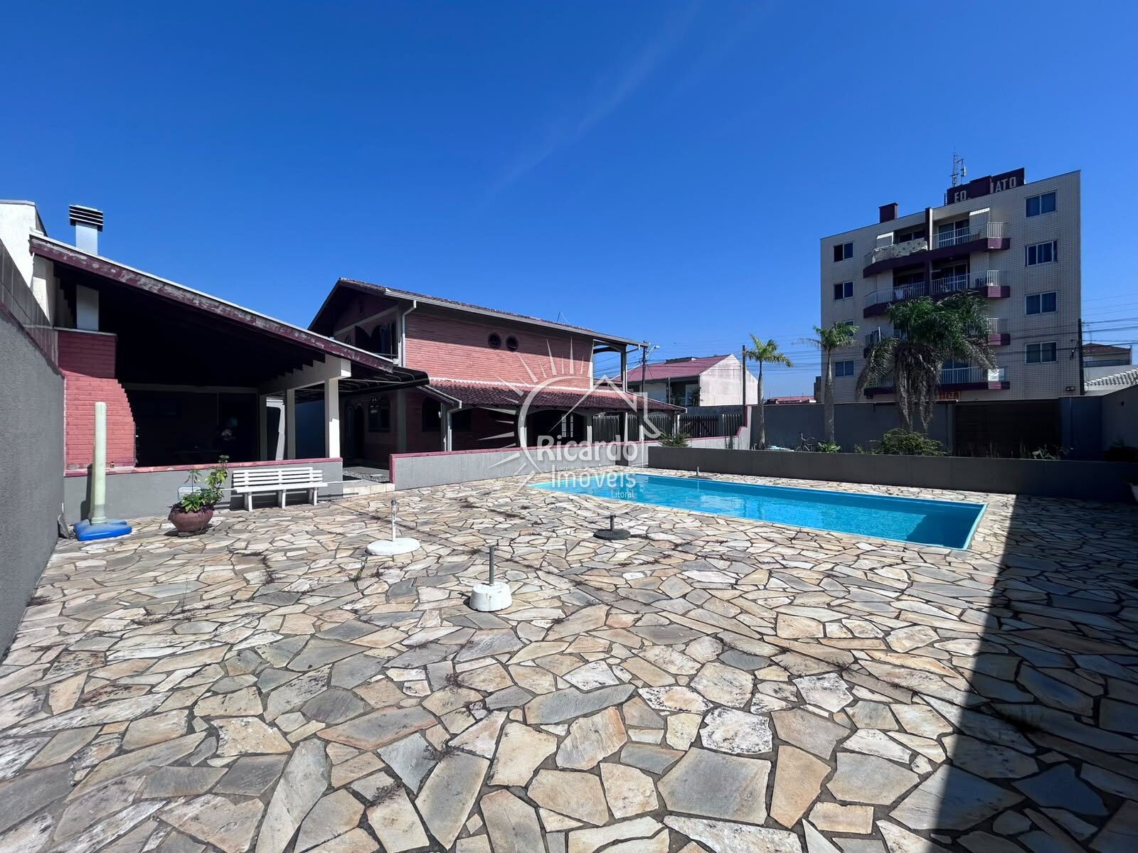 Casa, 4 quartos, 245 m² - Foto 8