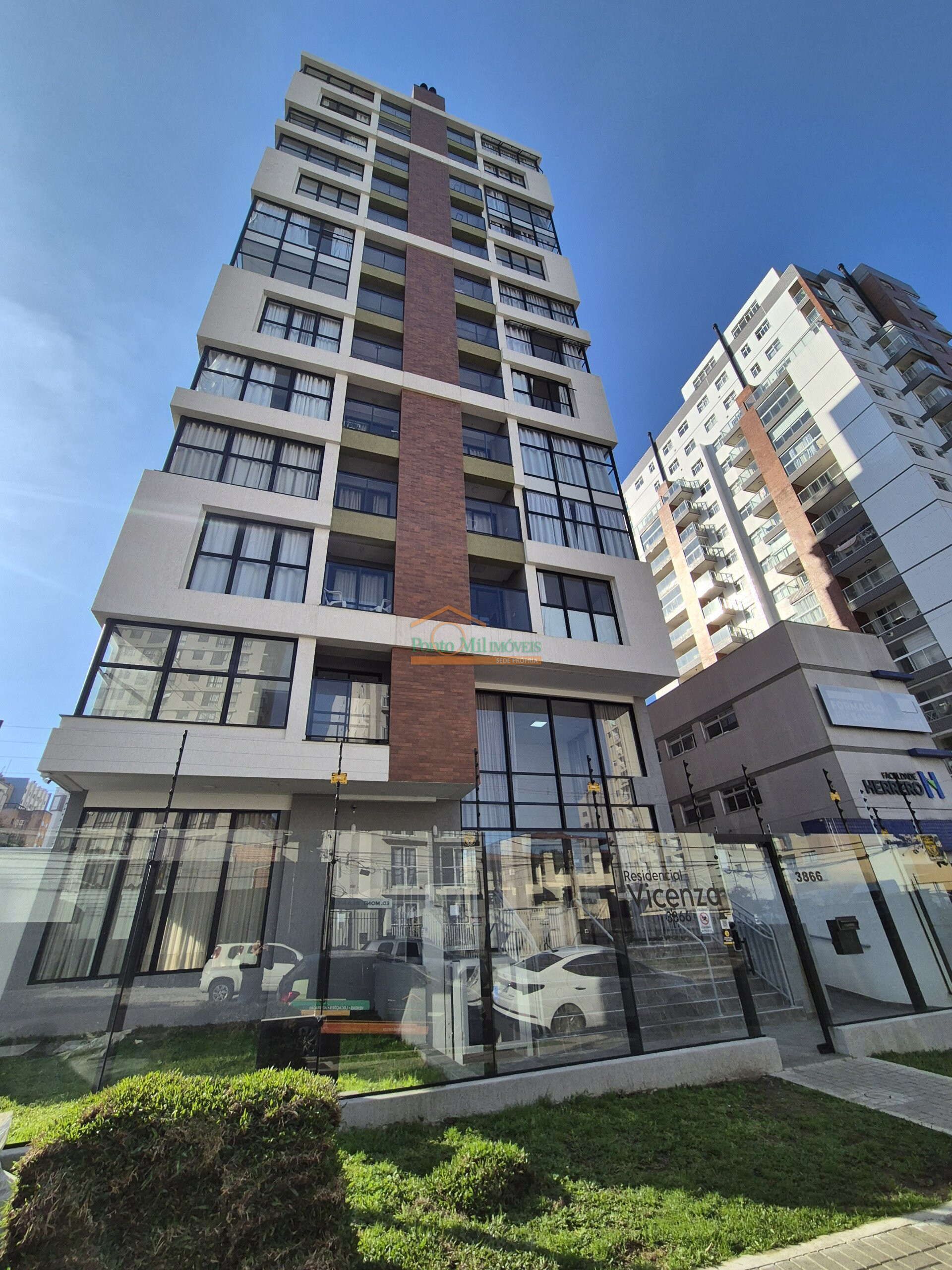 Apartamento à venda em Portão, Curitiba — Portal Chave Fácil