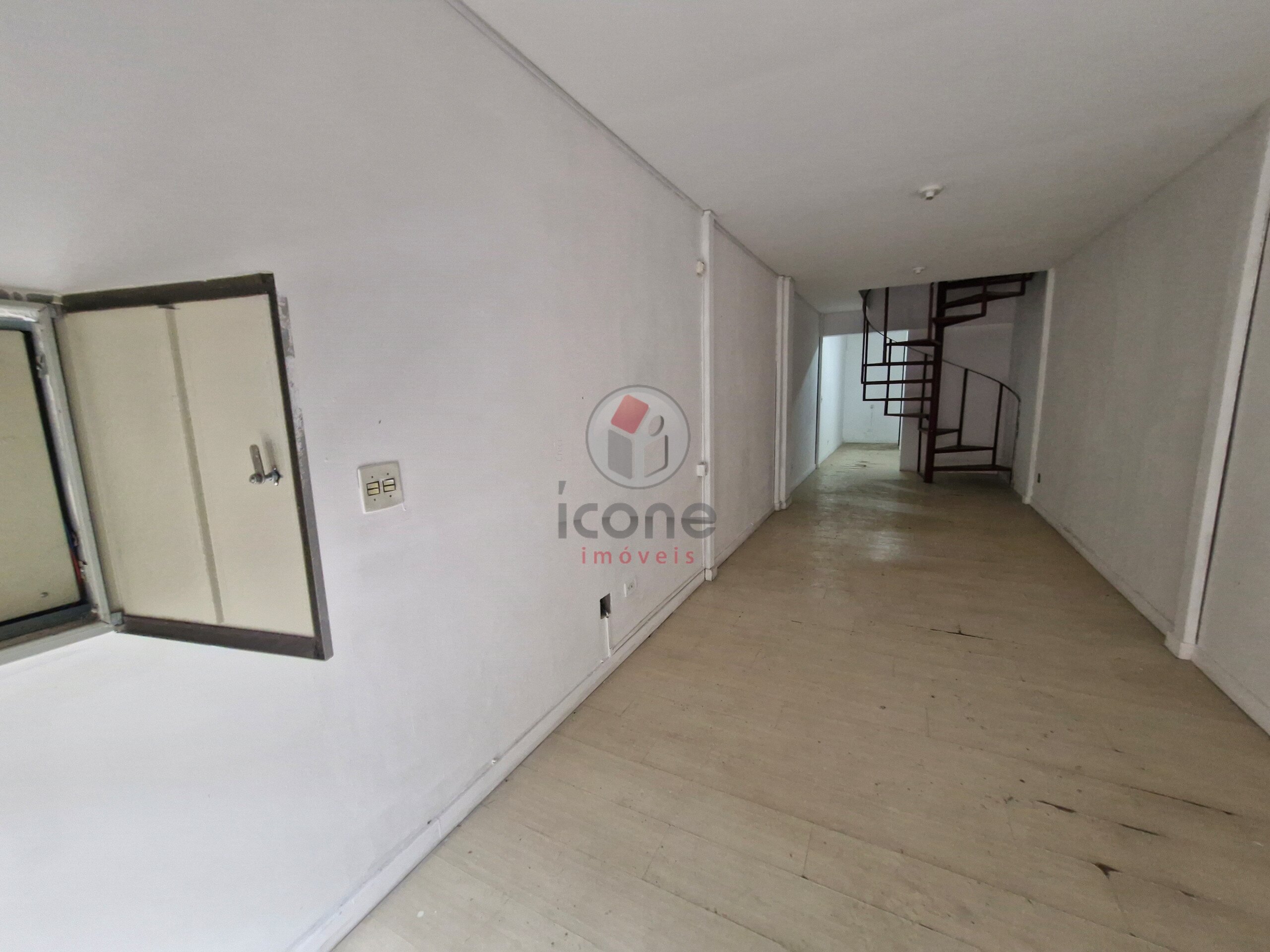 Ponto Comercial/Loja para alugar em Rebouças, Curitiba — Portal Chave Fácil