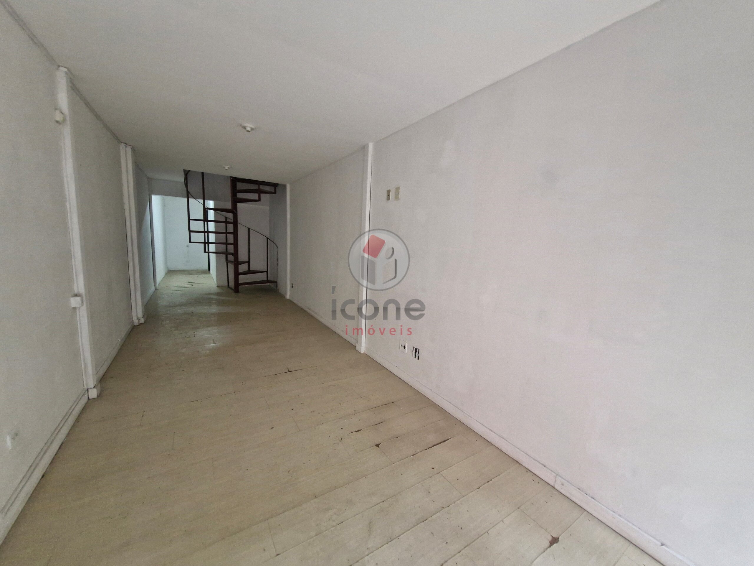 Ponto Comercial/Loja para alugar em Rebouças, Curitiba — Portal Chave Fácil