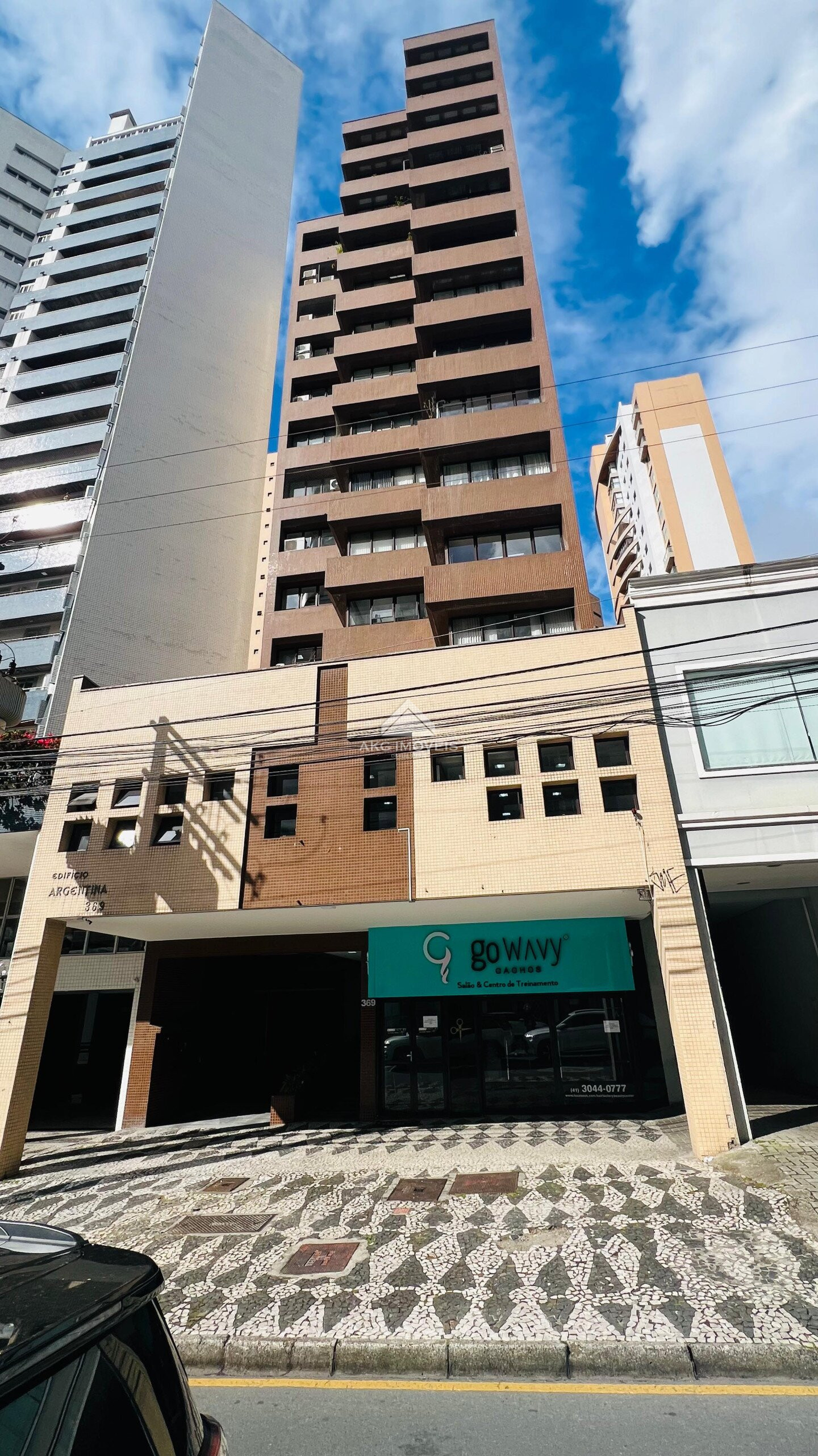Ponto Comercial/Loja à venda em Água Verde, Curitiba — Portal Chave Fácil