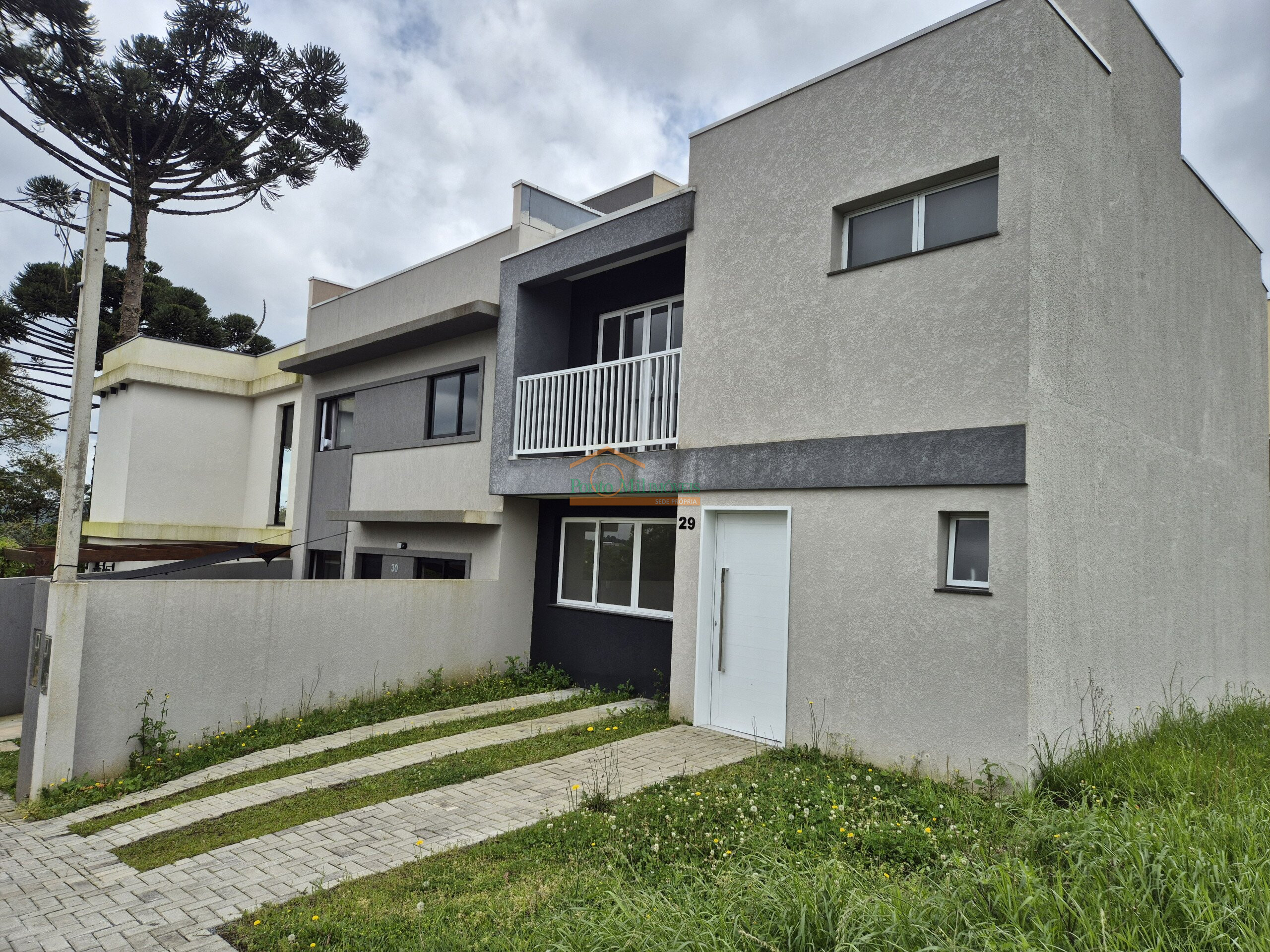 Comercial à venda em Abranches, Curitiba — GOMES CONSULTOR IMOBILIARIO LTDA.