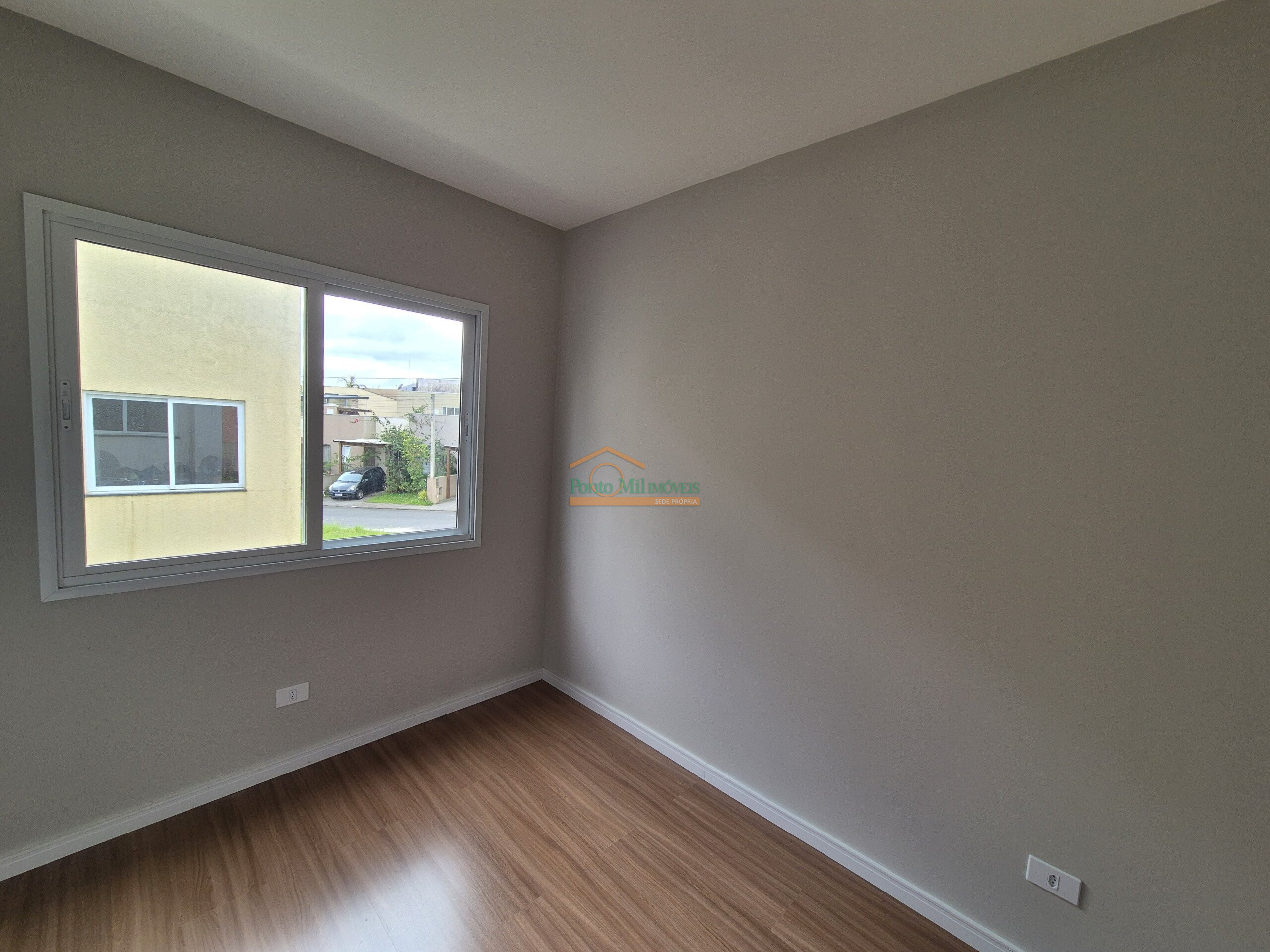 Comercial à venda em Abranches, Curitiba — GOMES CONSULTOR IMOBILIARIO LTDA.