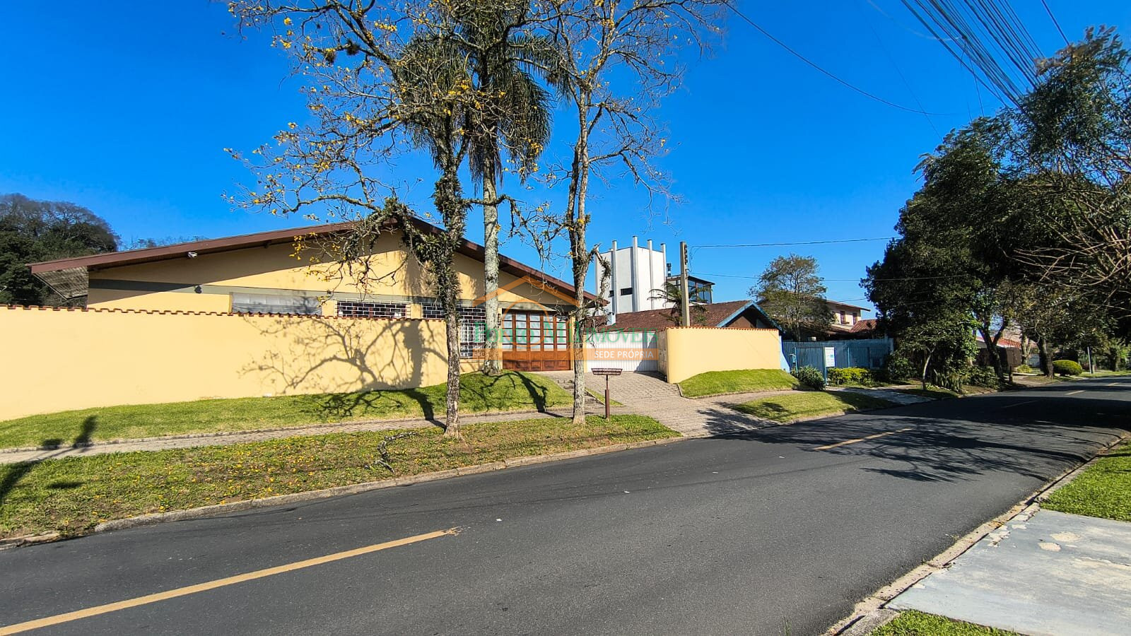 Casa para alugar em São Braz, Curitiba — Portal Chave Fácil