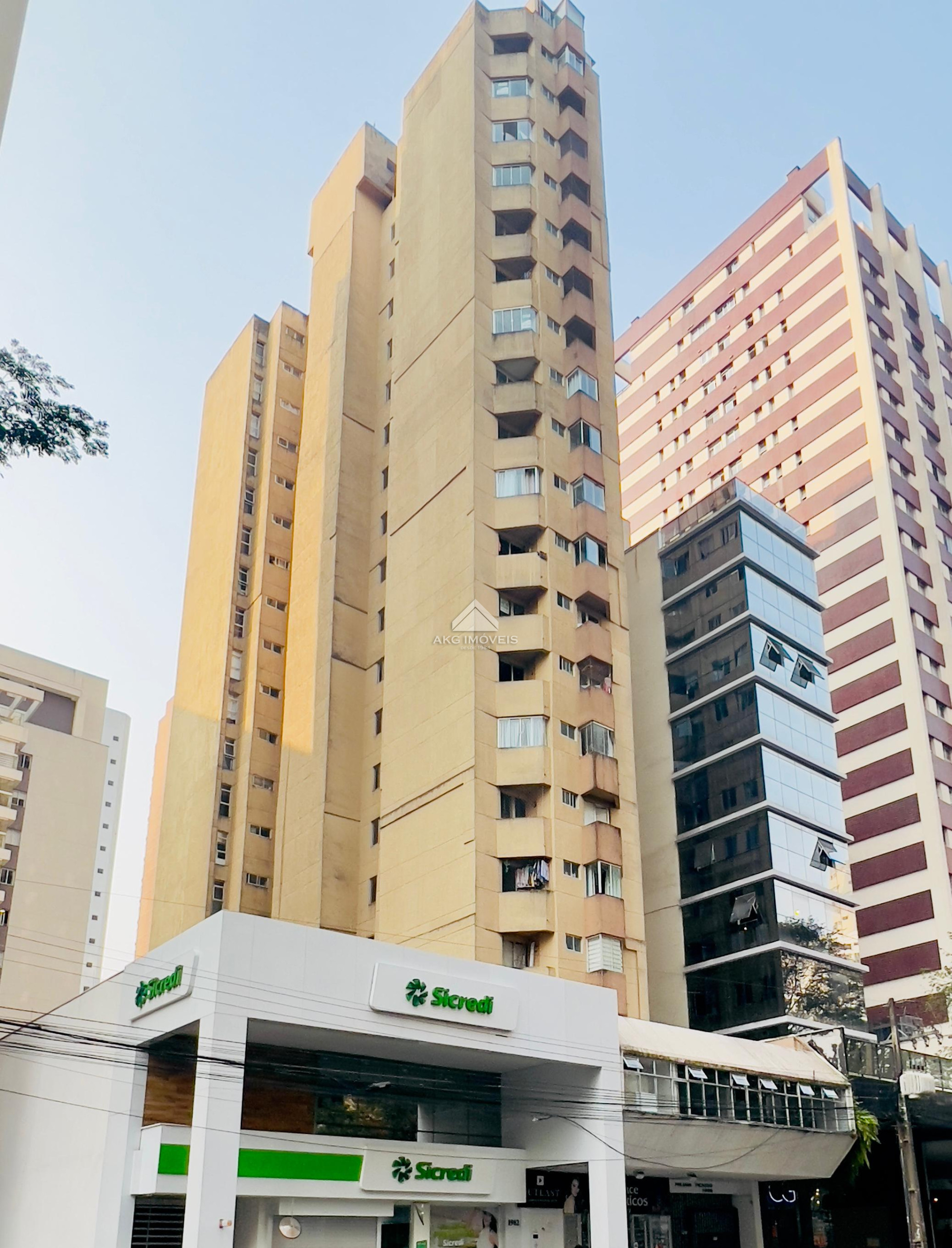 Apartamento para alugar em Champagnat, Curitiba — Galvão Vendas - Imóveis a venda em Curitiba