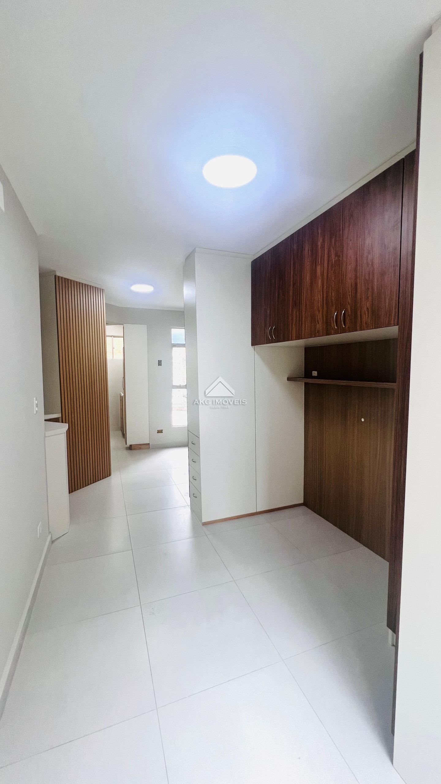 Apartamento para alugar em Champagnat, Curitiba — Galvão Vendas - Imóveis a venda em Curitiba