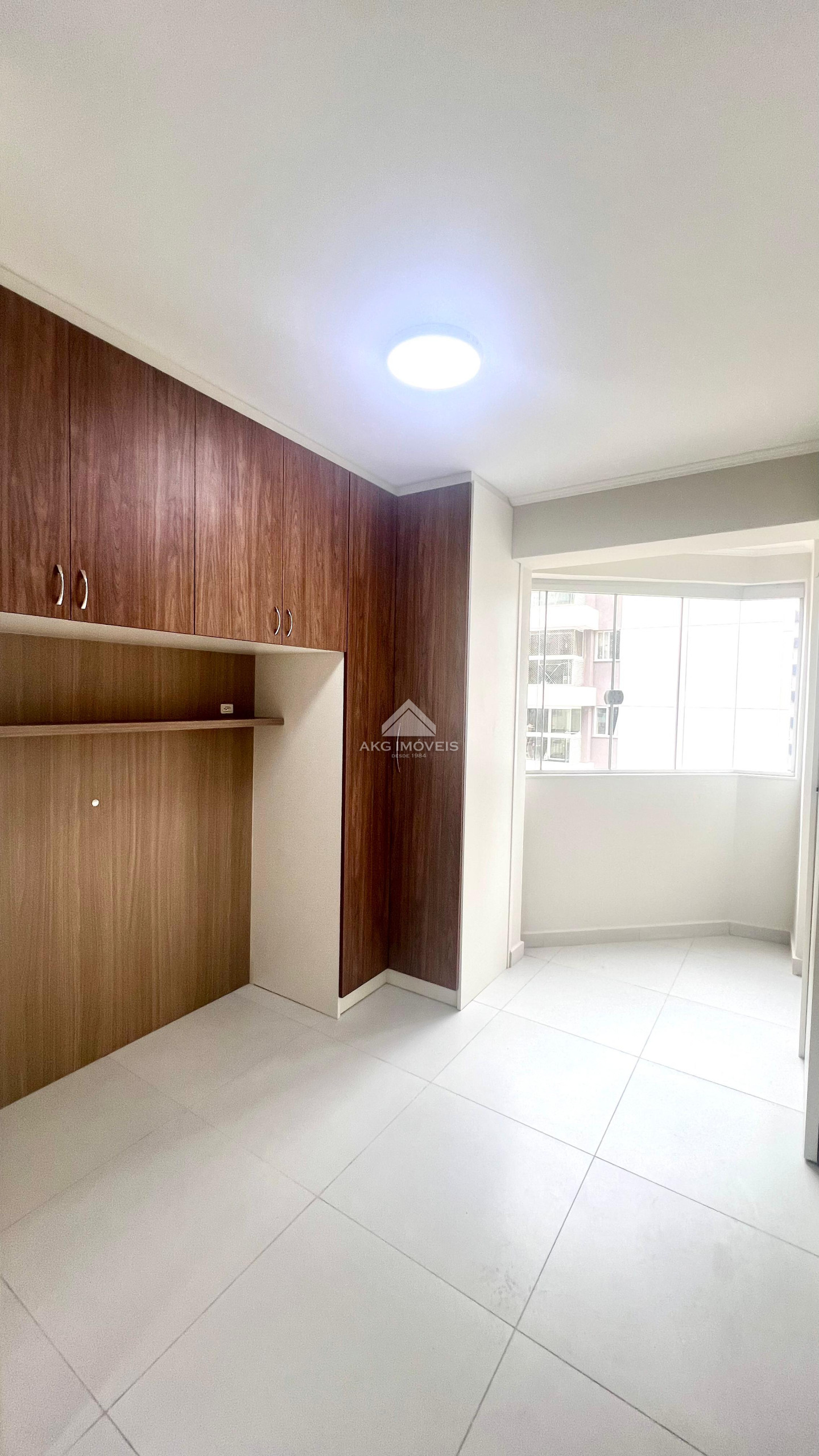 Apartamento para alugar em Champagnat, Curitiba — Galvão Vendas - Imóveis a venda em Curitiba