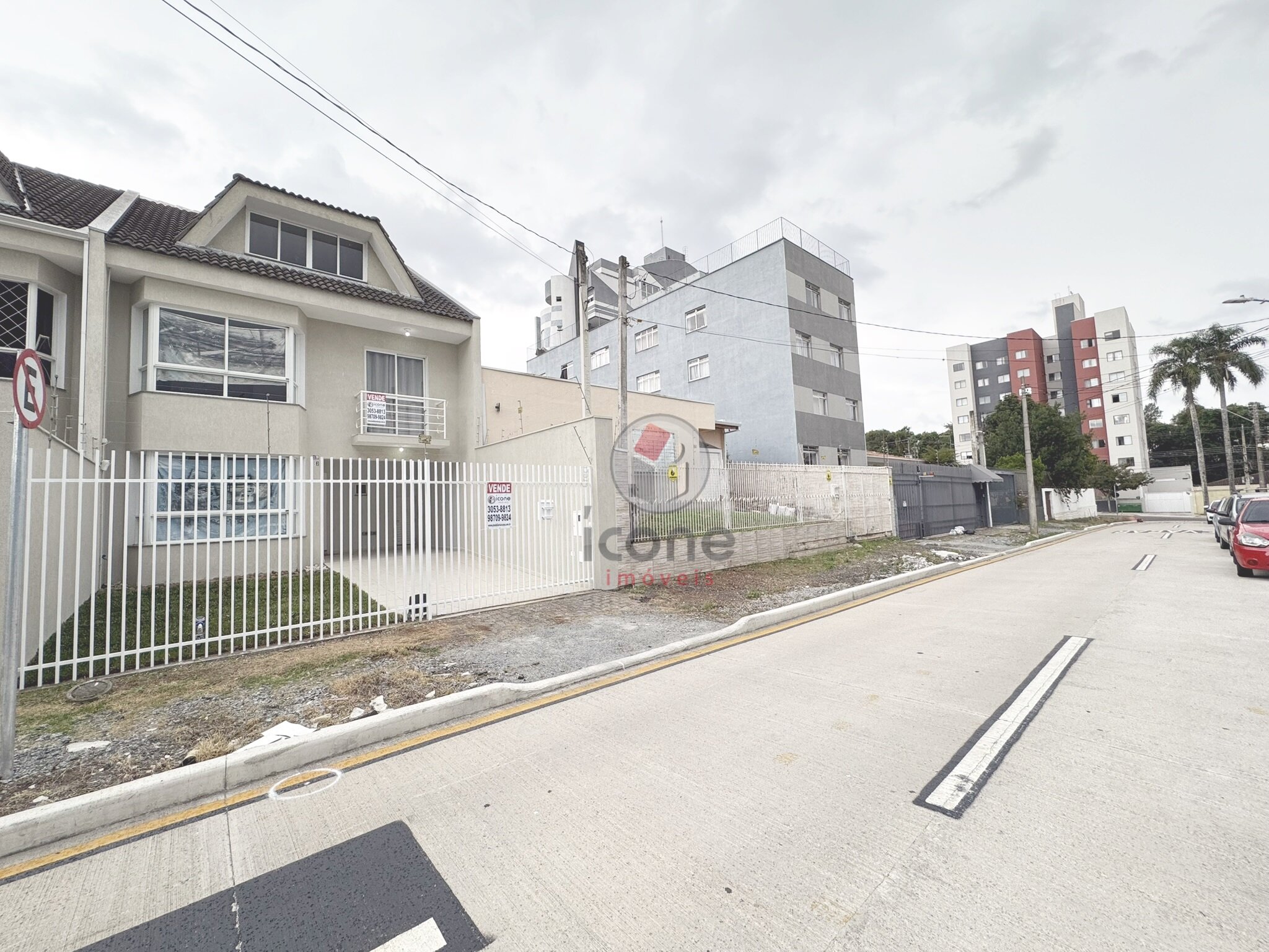 Sobrado à venda em Portão, Curitiba — Portal Chave Fácil