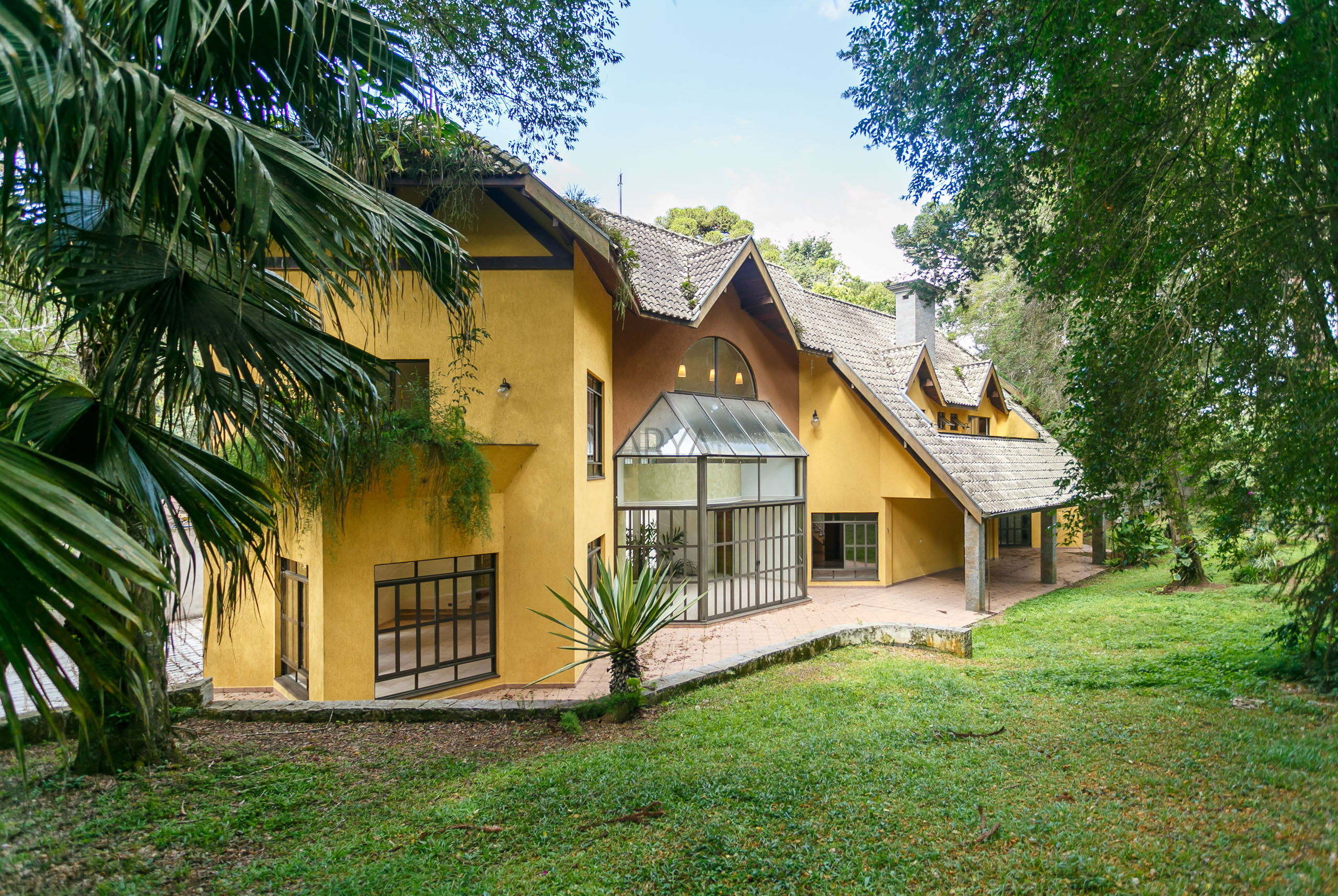 Casas à venda em Curitiba - PR - Imovelweb