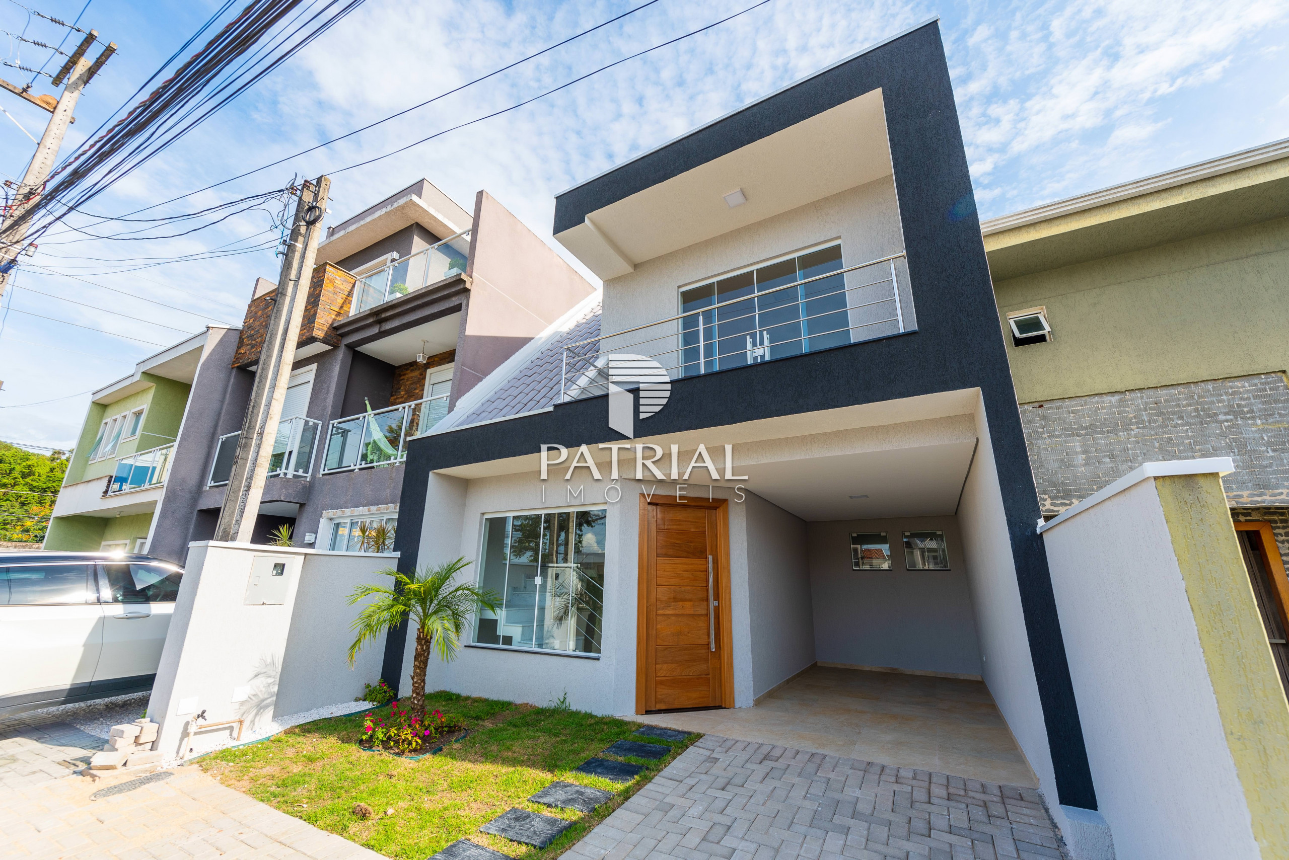 Casas Sobrado à venda em Pinheirinho, Curitiba - Imovelweb