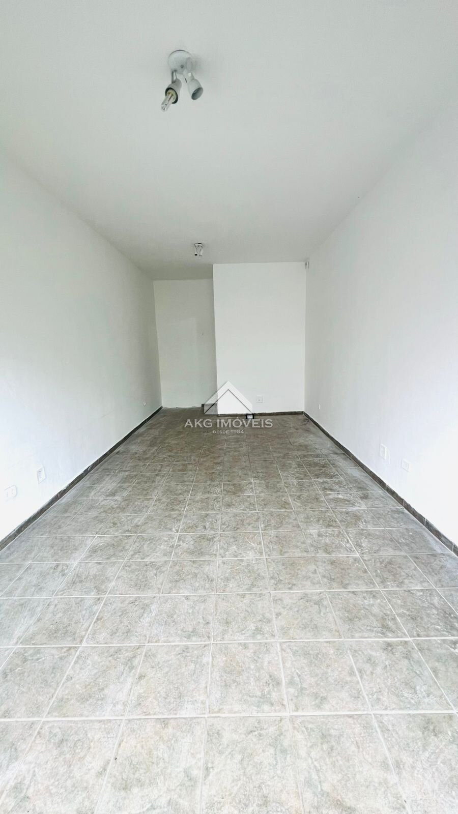 Loja para alugar em Portão, Curitiba — Portal Chave Fácil