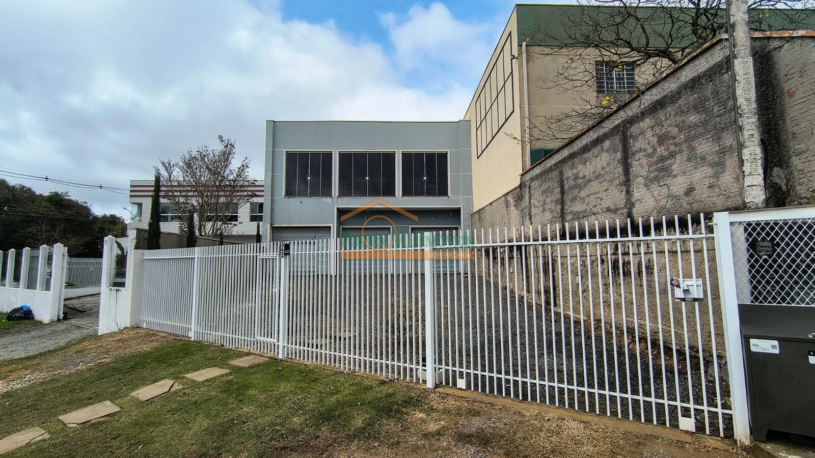 Casa comercial para alugar em São Braz, Curitiba — Casa ao Lado - A sua imobiliária em Curitiba