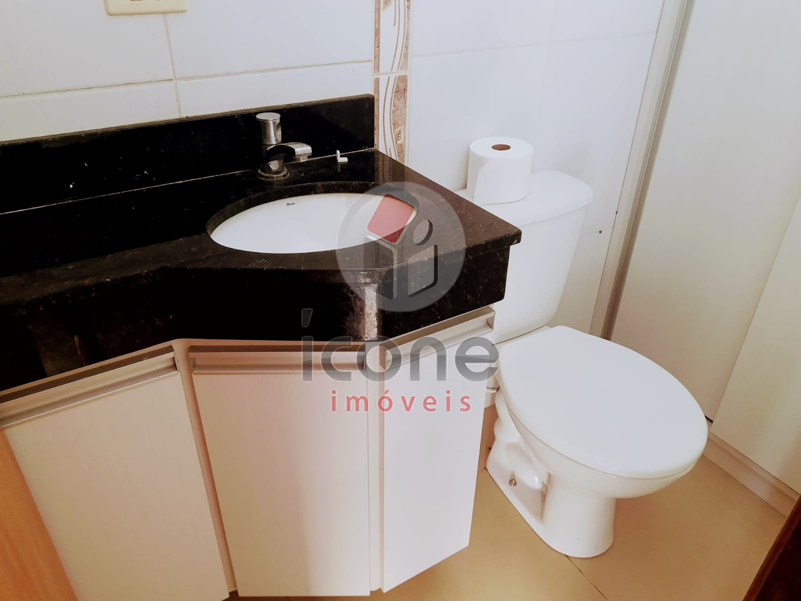 Casa à venda em Tingui, Curitiba — MAFI ADMINISTRADORA DE IMOVEIS LTDA