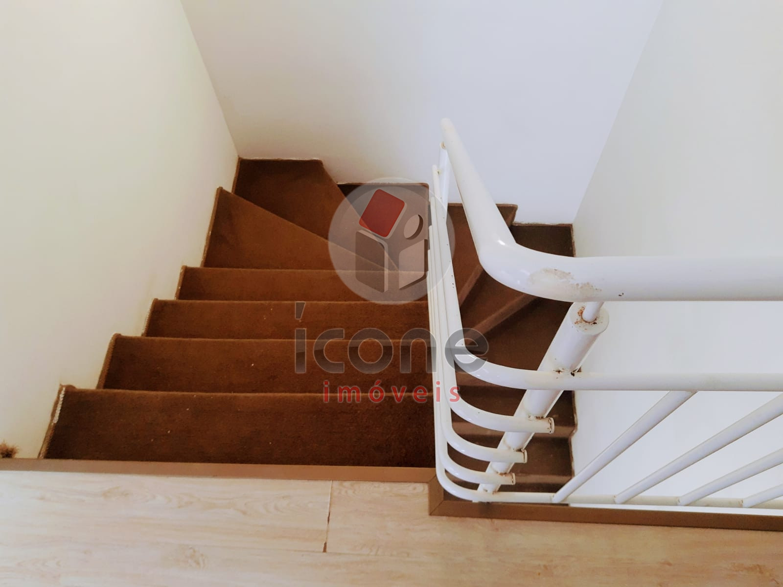 Casa à venda em Tingui, Curitiba — MAFI ADMINISTRADORA DE IMOVEIS LTDA