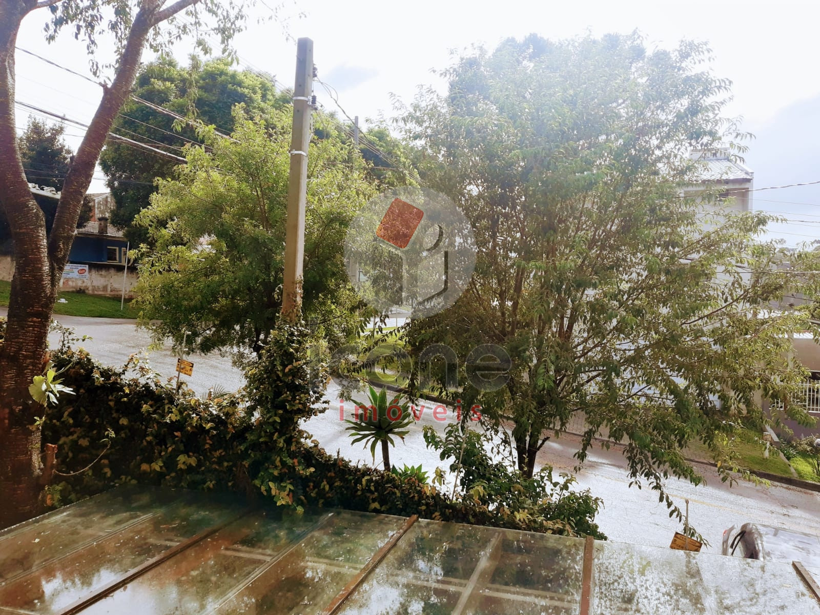 Casa à venda em Tingui, Curitiba — MAFI ADMINISTRADORA DE IMOVEIS LTDA