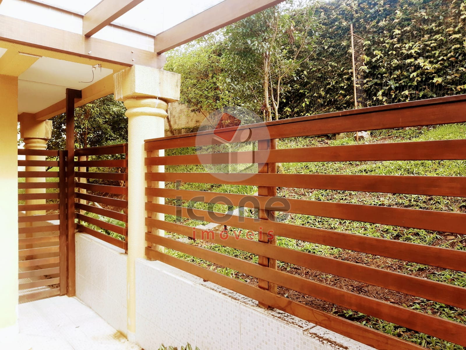 Casa à venda em Tingui, Curitiba — MAFI ADMINISTRADORA DE IMOVEIS LTDA
