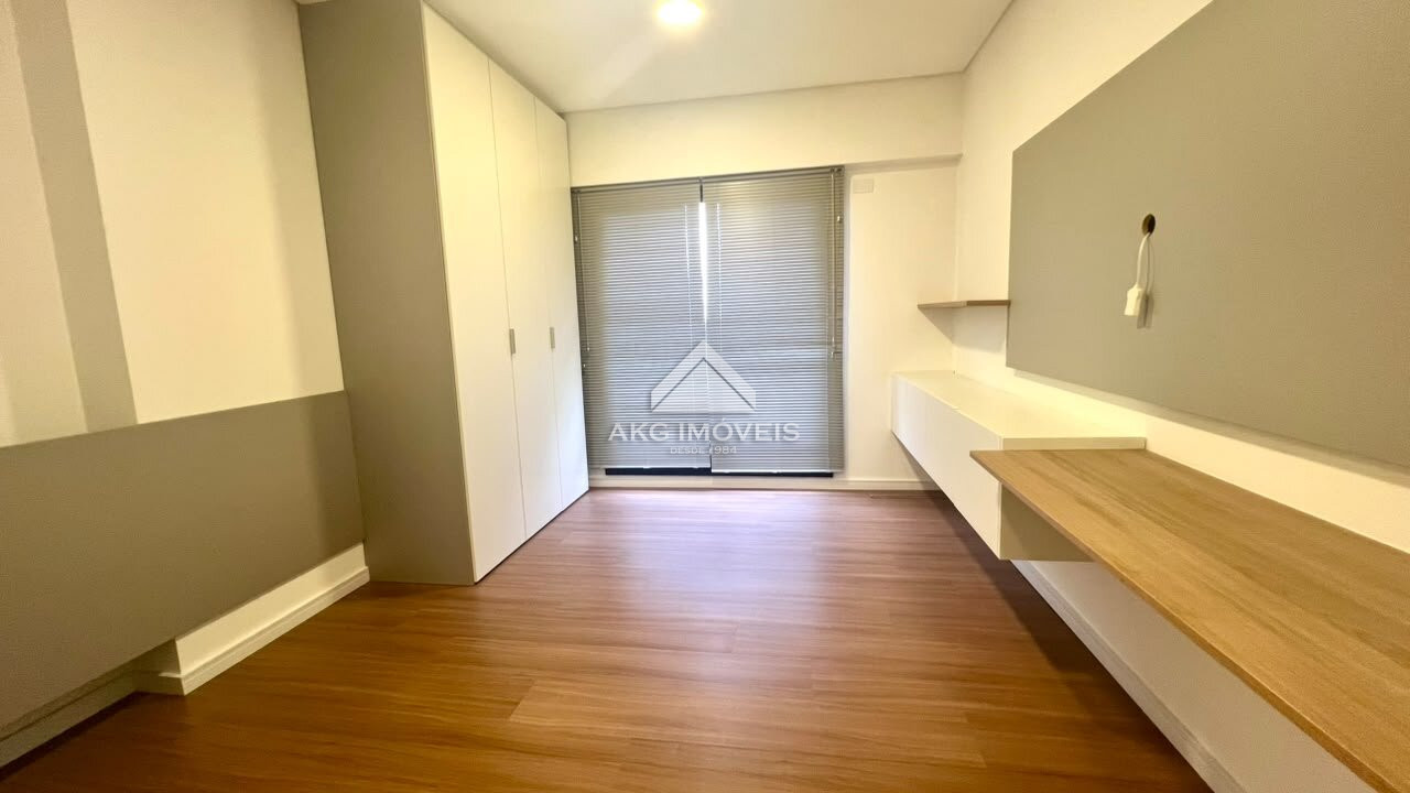 Apartamento para alugar em Centro, Curitiba — Portal Chave Fácil